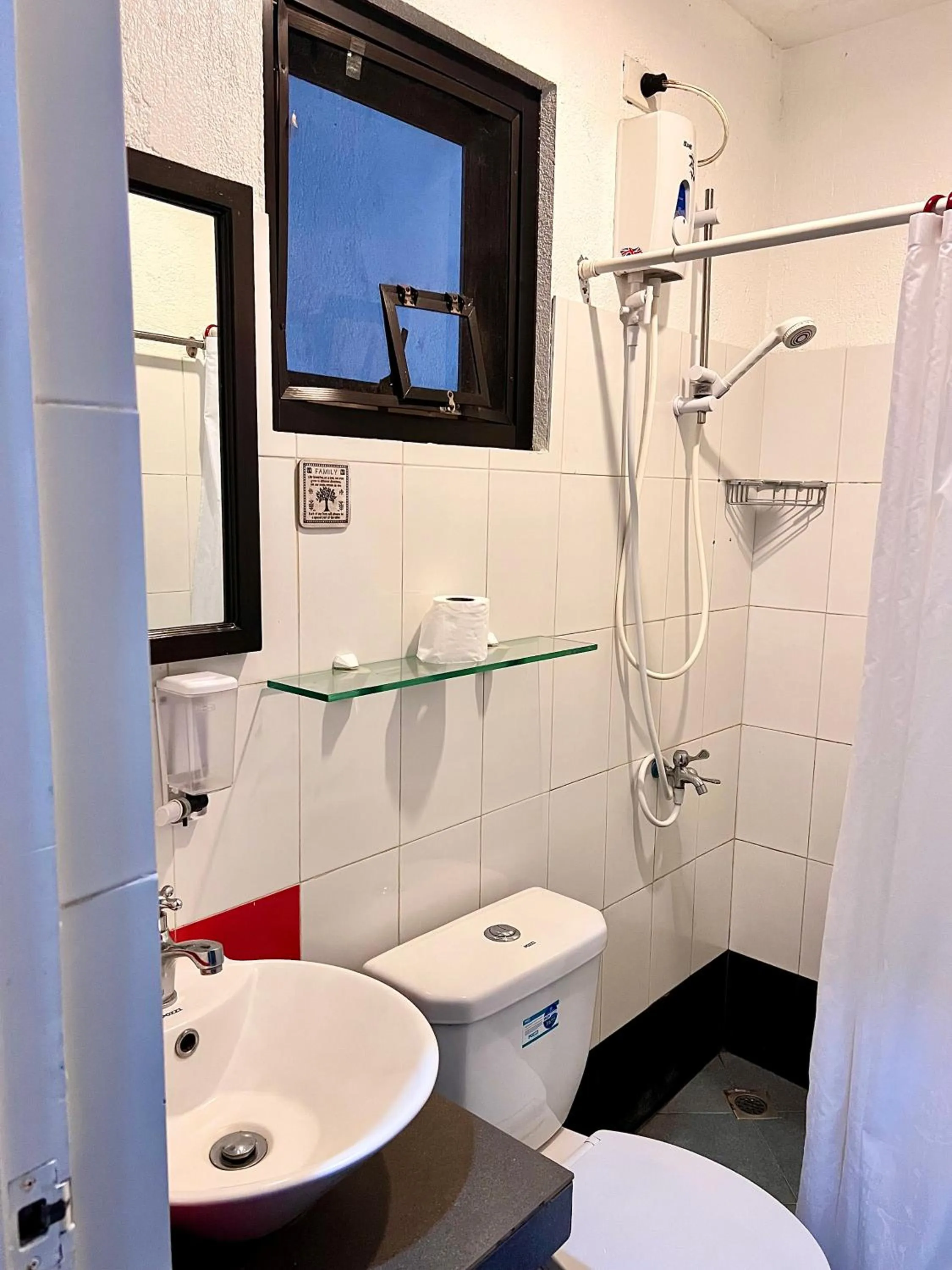 Shower in Auntie Gigi's Place