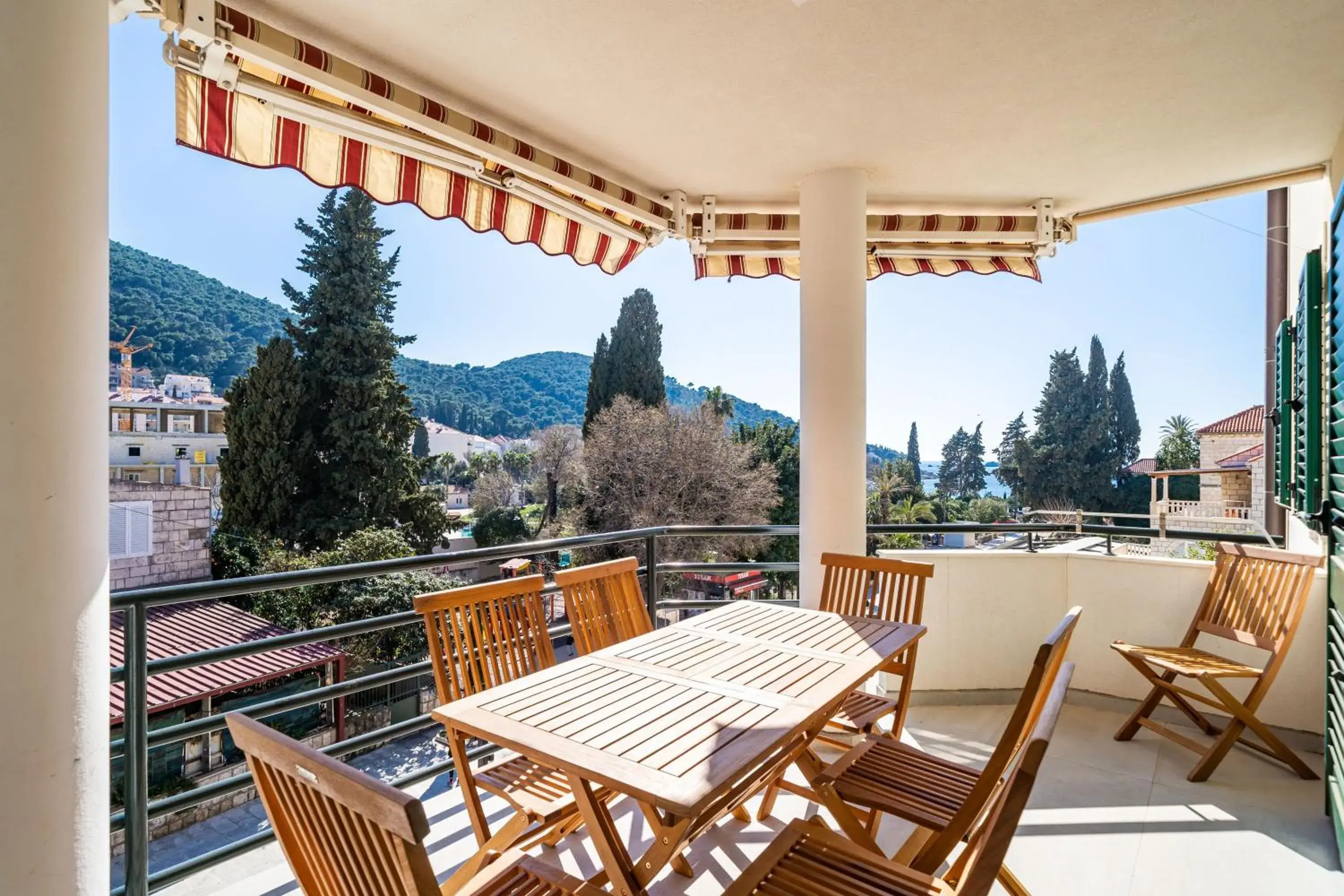 Three Bedroom Apartment with Balcony in Apartment Villa Claudia Three Bedroom Apartment with Balcony in Apartment Villa Claudia