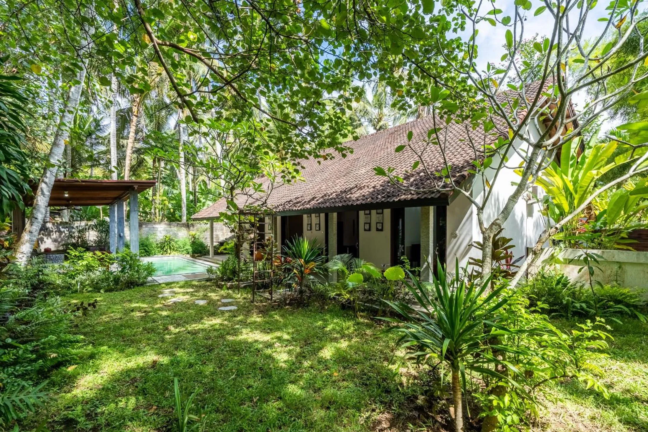 Property building in Surya Villa Manggis