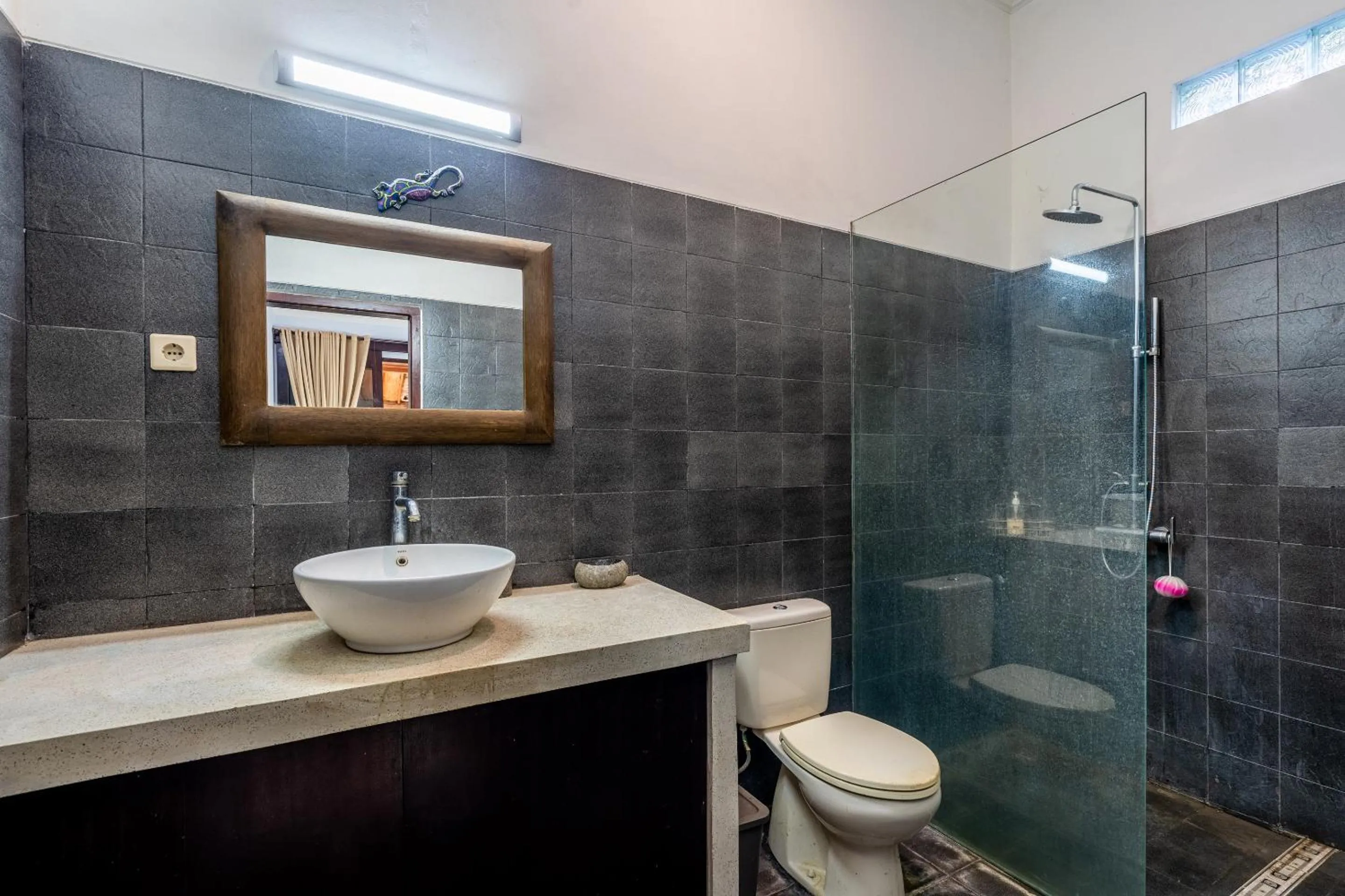 Shower in Surya Villa Manggis