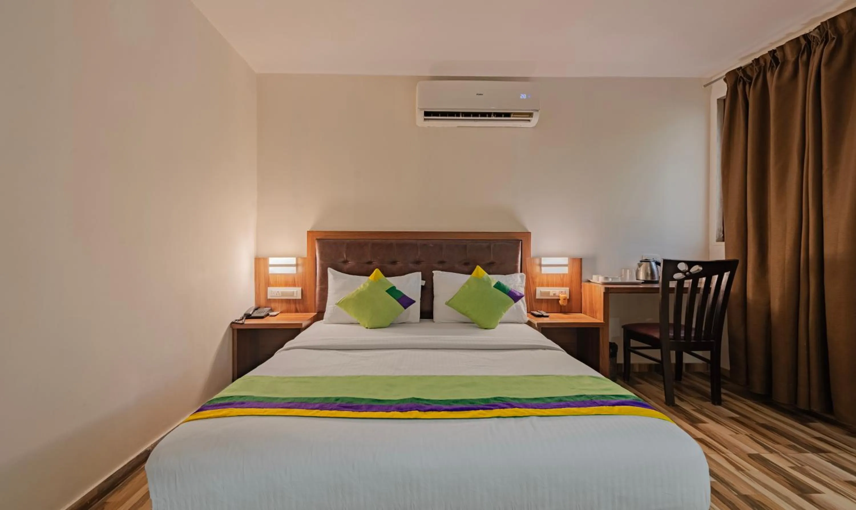 Bedroom, Bed in Treebo Seven Olives