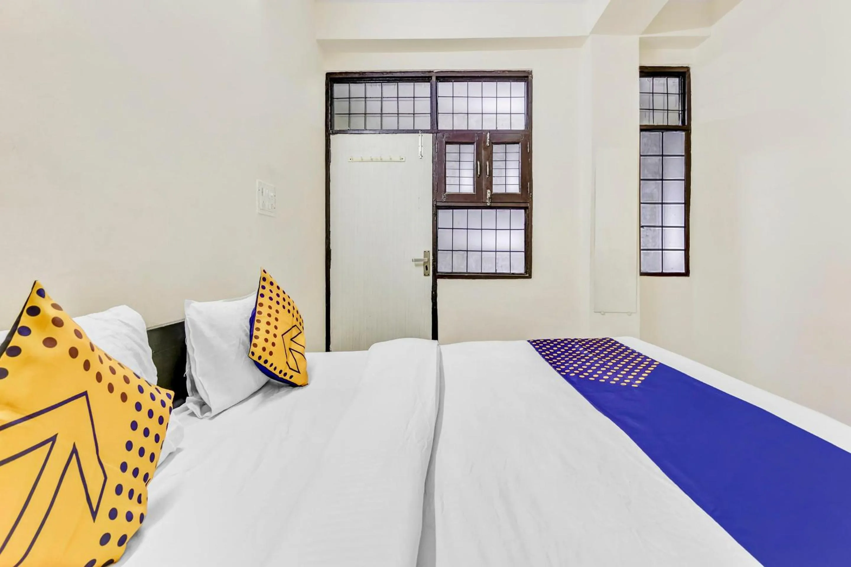 Bedroom, Bed in Hotel O Country Residency
