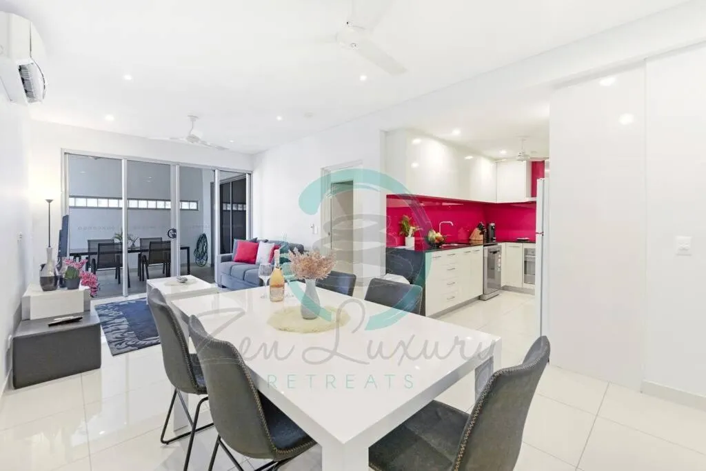 ZEN Central Bliss 2BR Holiday Retreat in the CBD