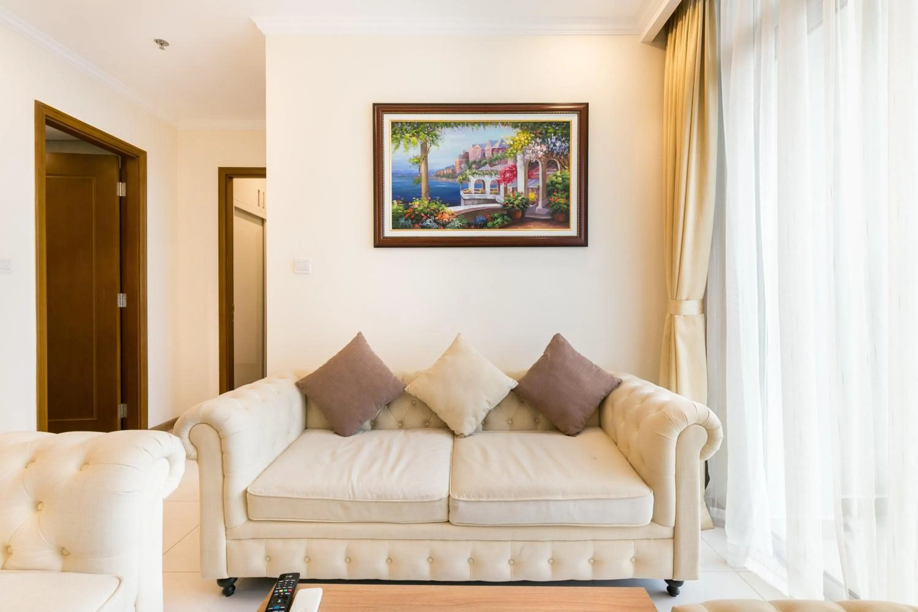 Living room in Elvita Landmark Luxury Residence