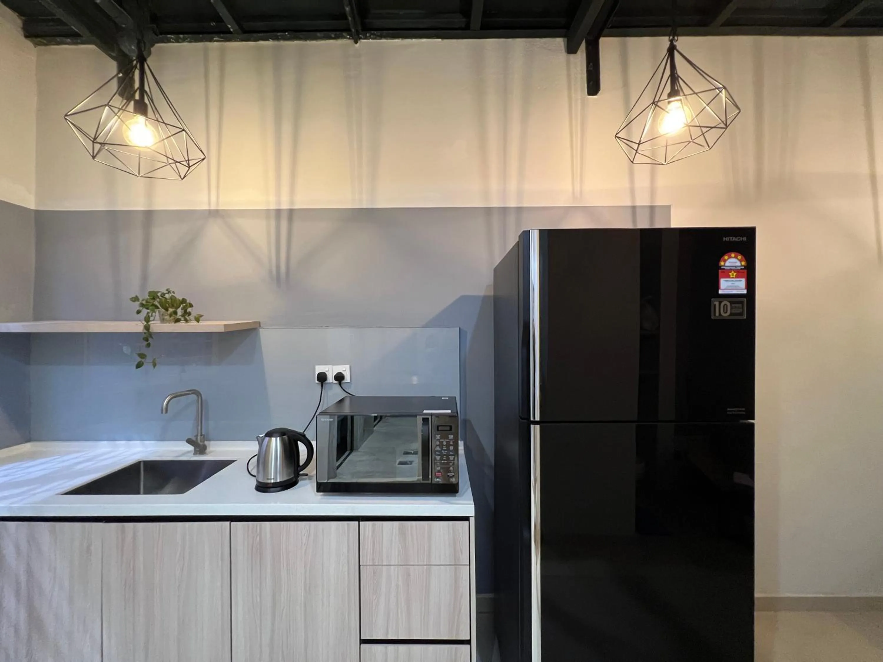 Kitchen or kitchenette in The Freedom Club Hostel KL