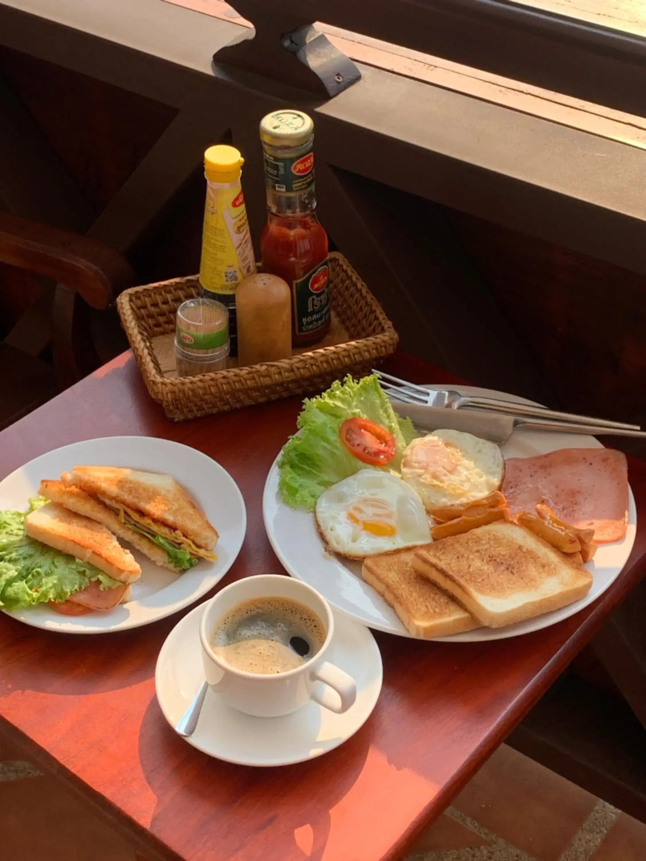Continental breakfast in Villa Deux Rivieres双河别墅酒店 Continental breakfast in Villa Deux Rivieres双河别墅酒店