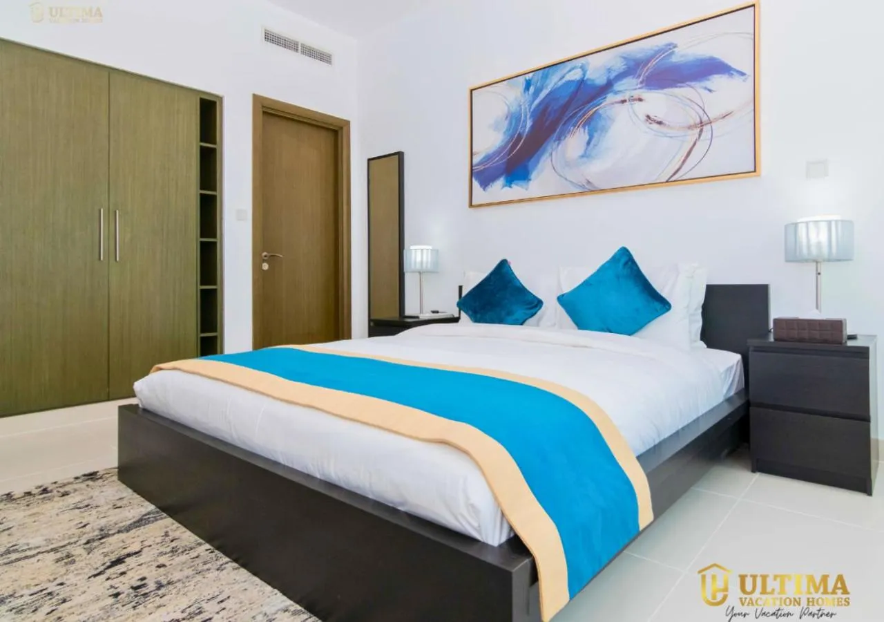 Bedroom in Close to Dubai Mall -Dazzling 1BR in Loft West
