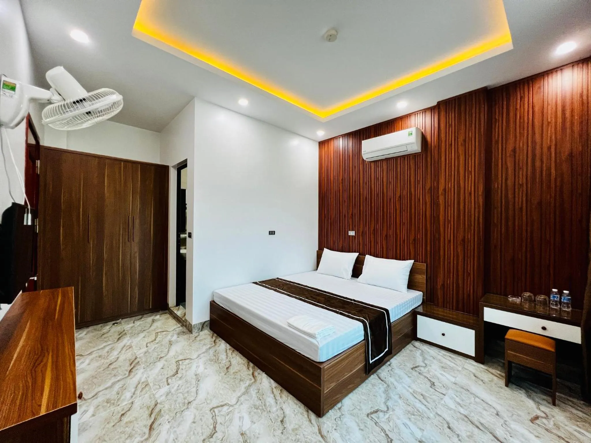 Bed in THÀNH HỒNG HOTEL