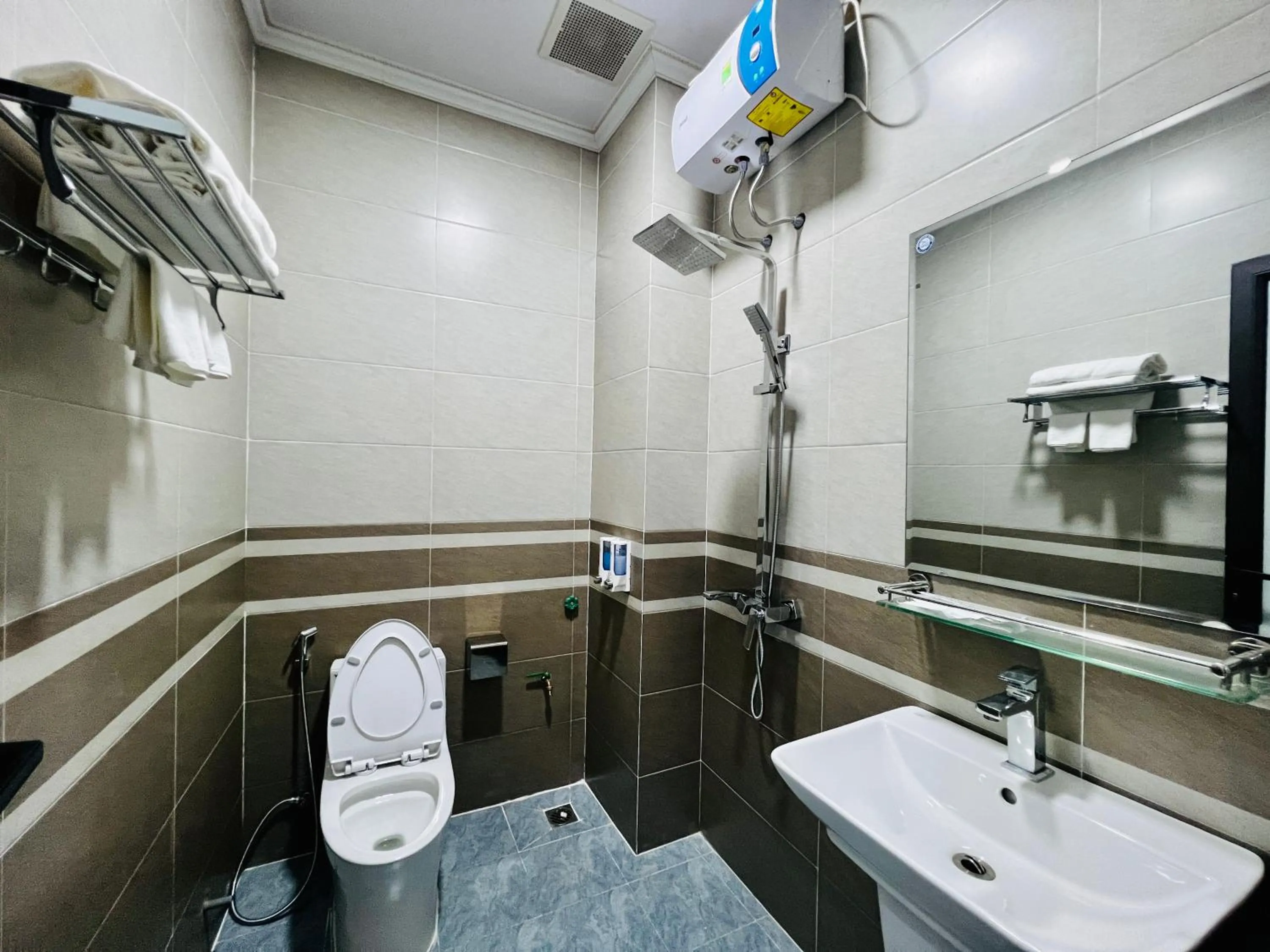 THÀNH HỒNG HOTEL