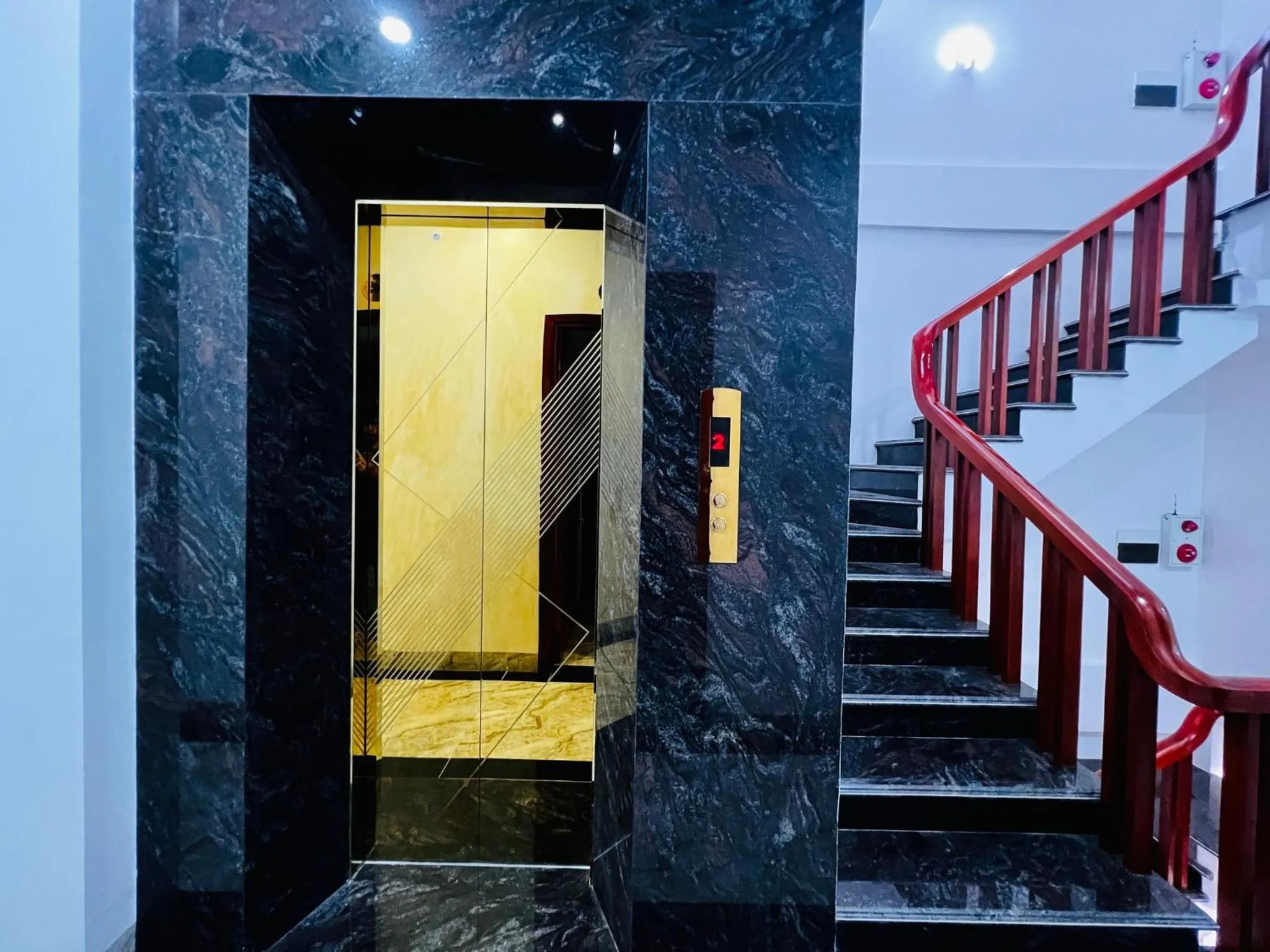 THÀNH HỒNG HOTEL