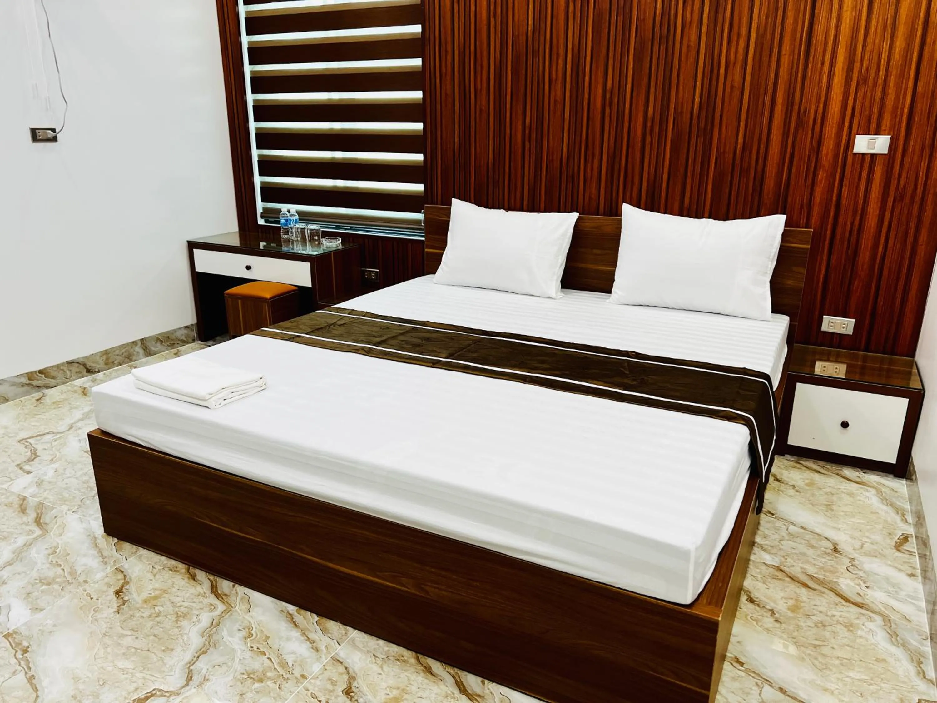Bed in THÀNH HỒNG HOTEL
