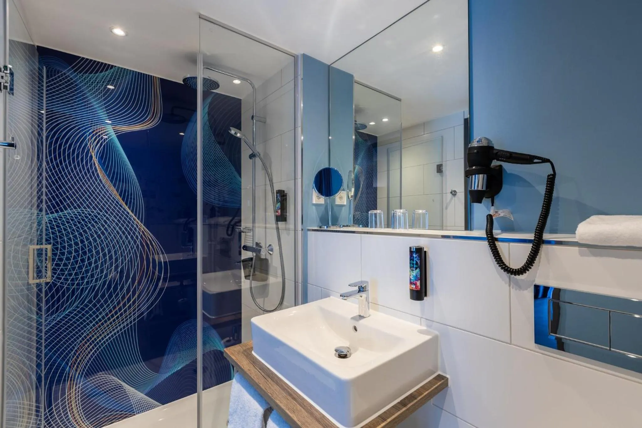 Photo of the whole room in Holiday Inn-the niu, Wave Karlsruhe Oststadt by IHG