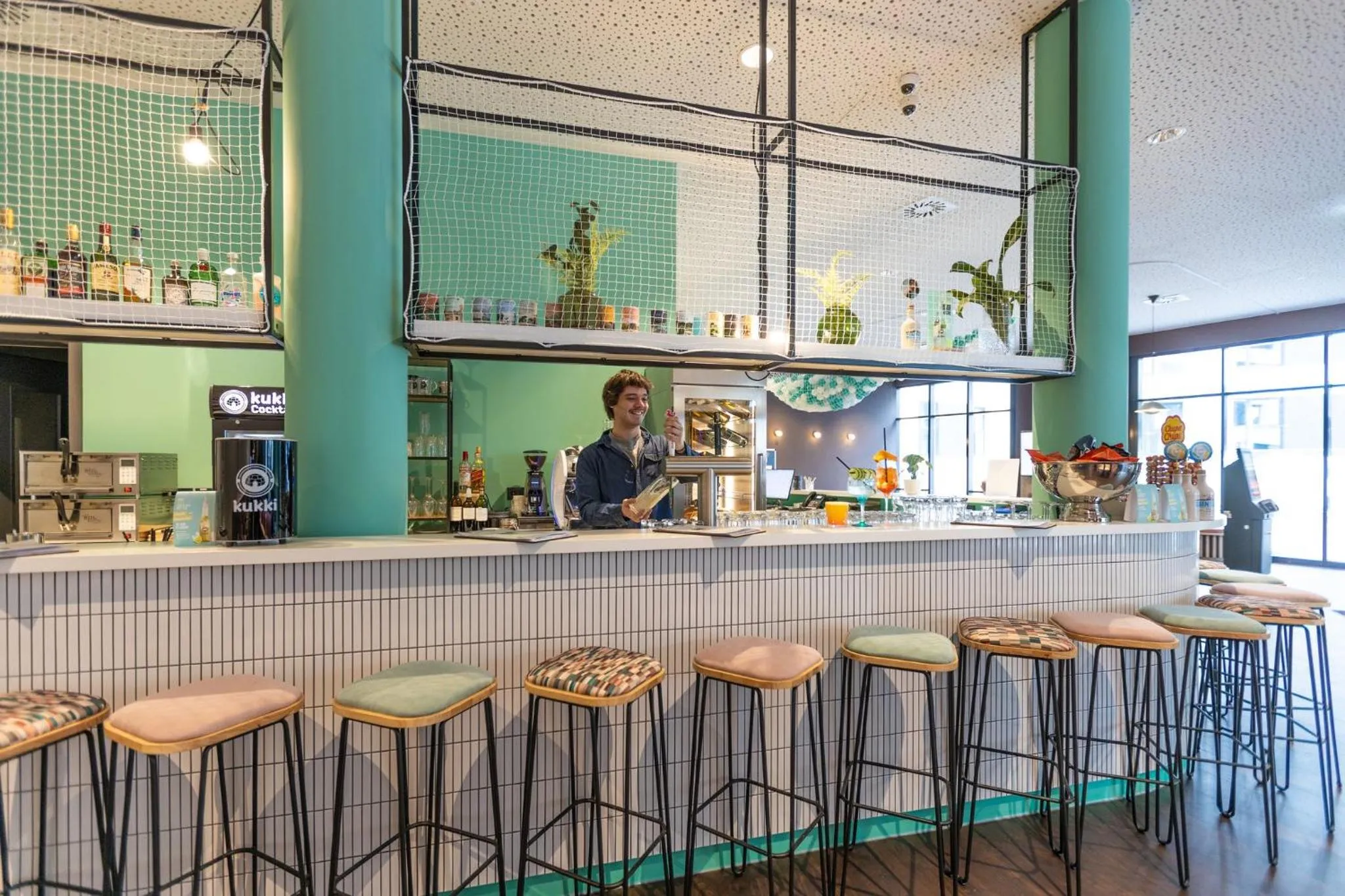 Lounge or bar in Holiday Inn-the niu, Wave Karlsruhe Oststadt by IHG