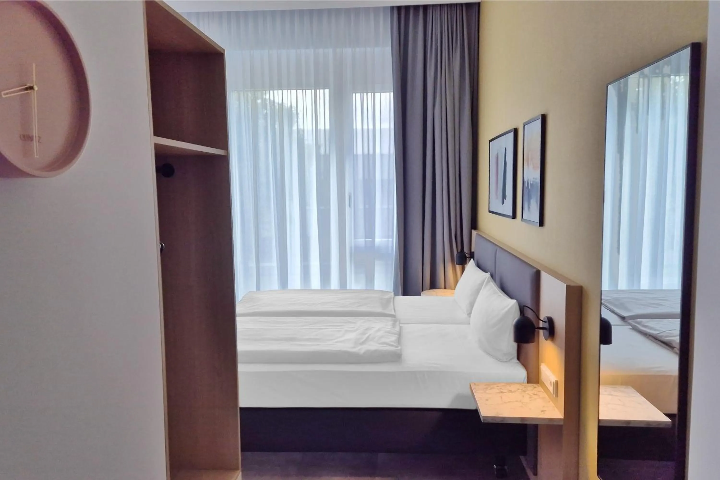 Photo of the whole room, Bed in Candlewood Suites Berlin Airport by IHG