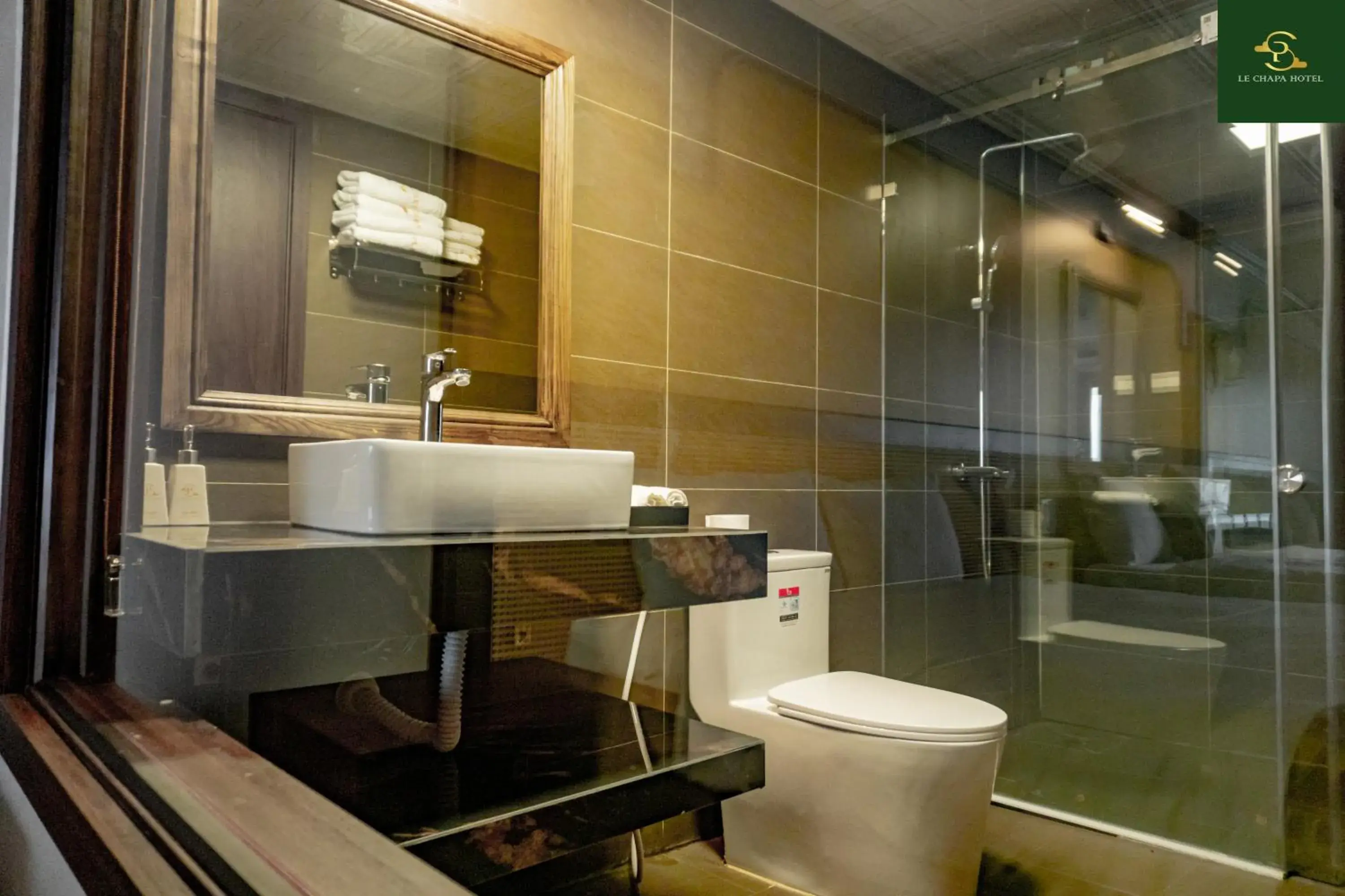 King Room with Balcony in Le Chapa Hotel & Spa King Room with Balcony in Le Chapa Hotel & Spa