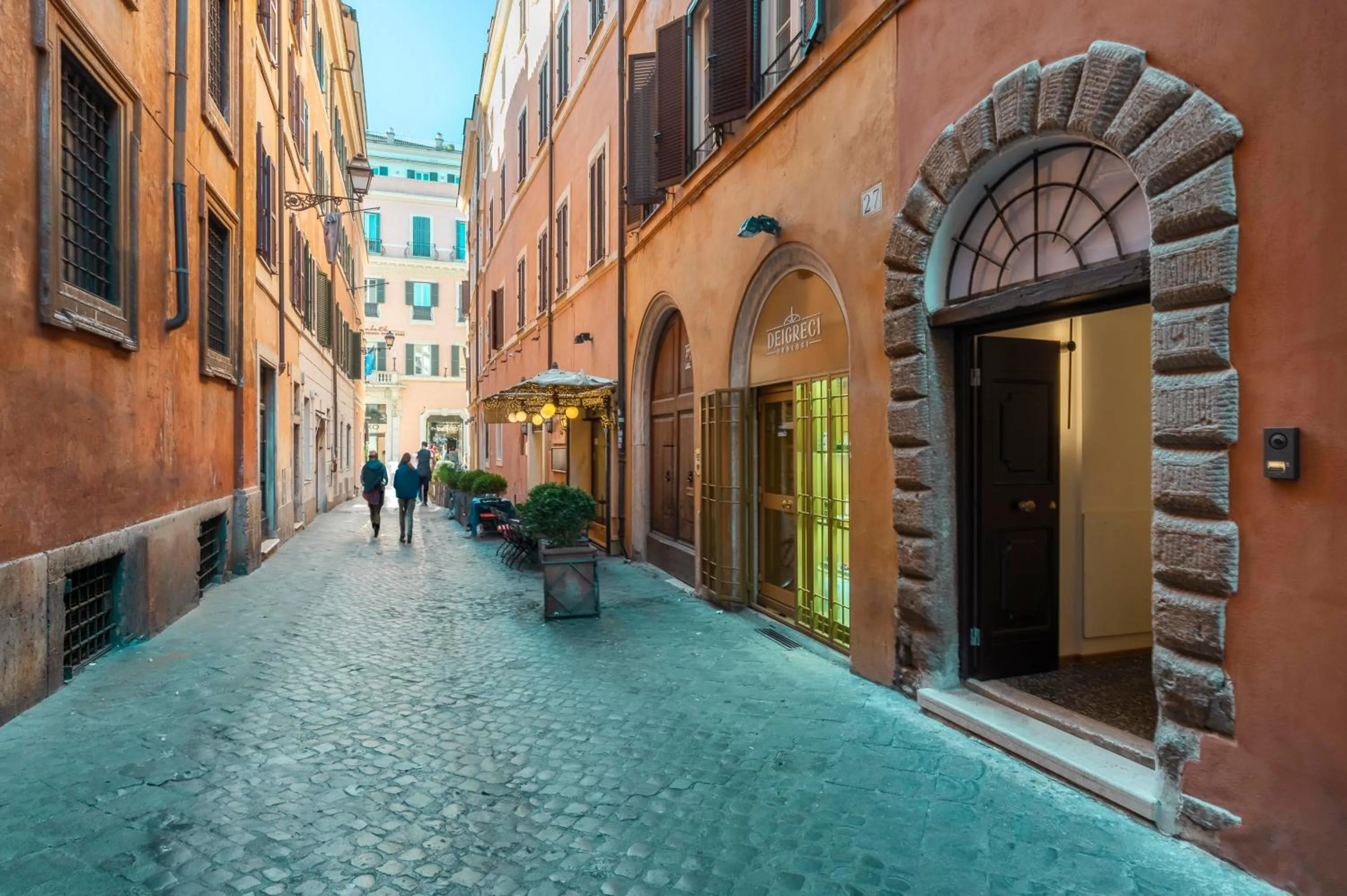 Property building in Palazzetto Symphony