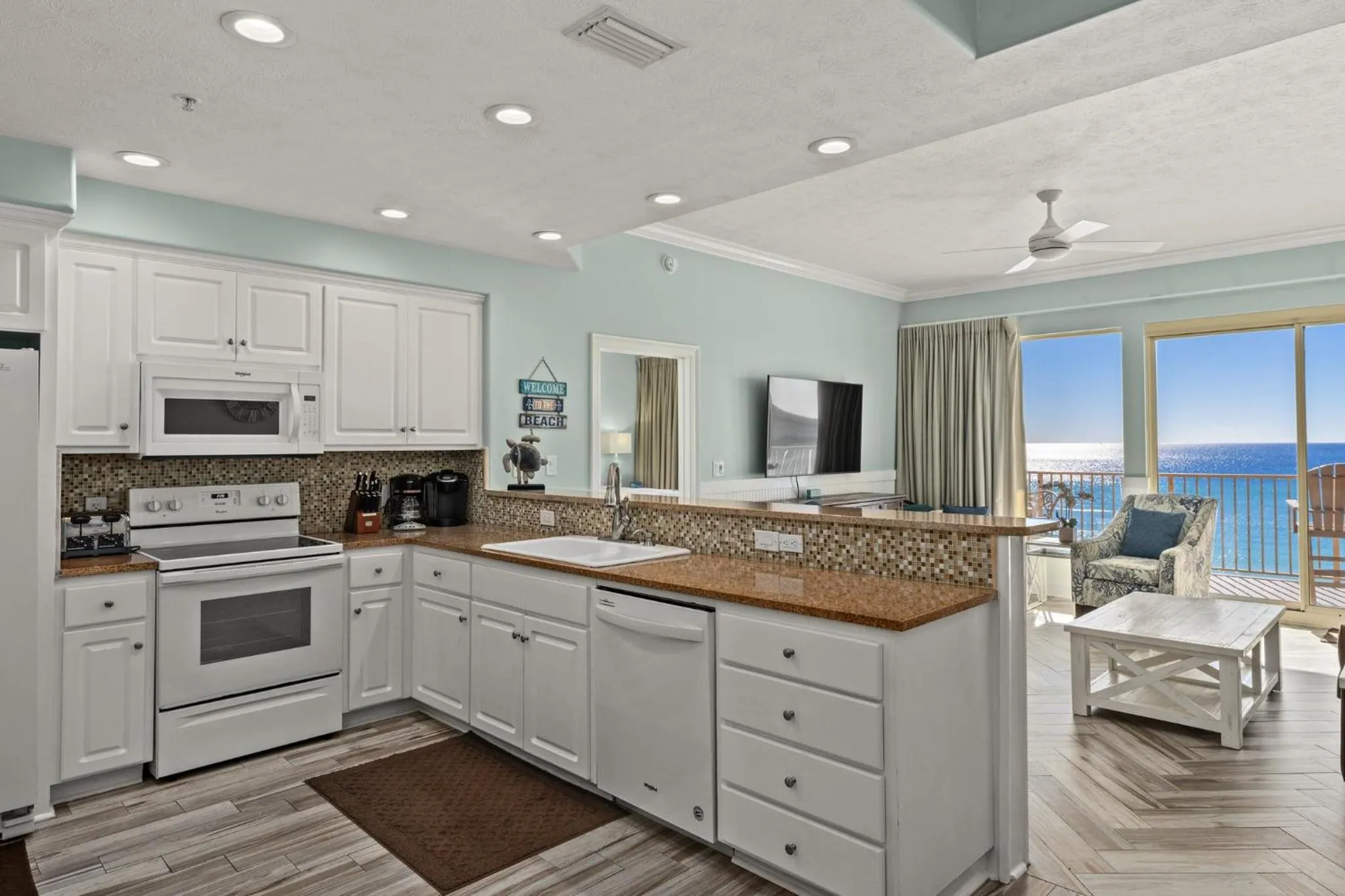 Property building in Treasure Island #0404