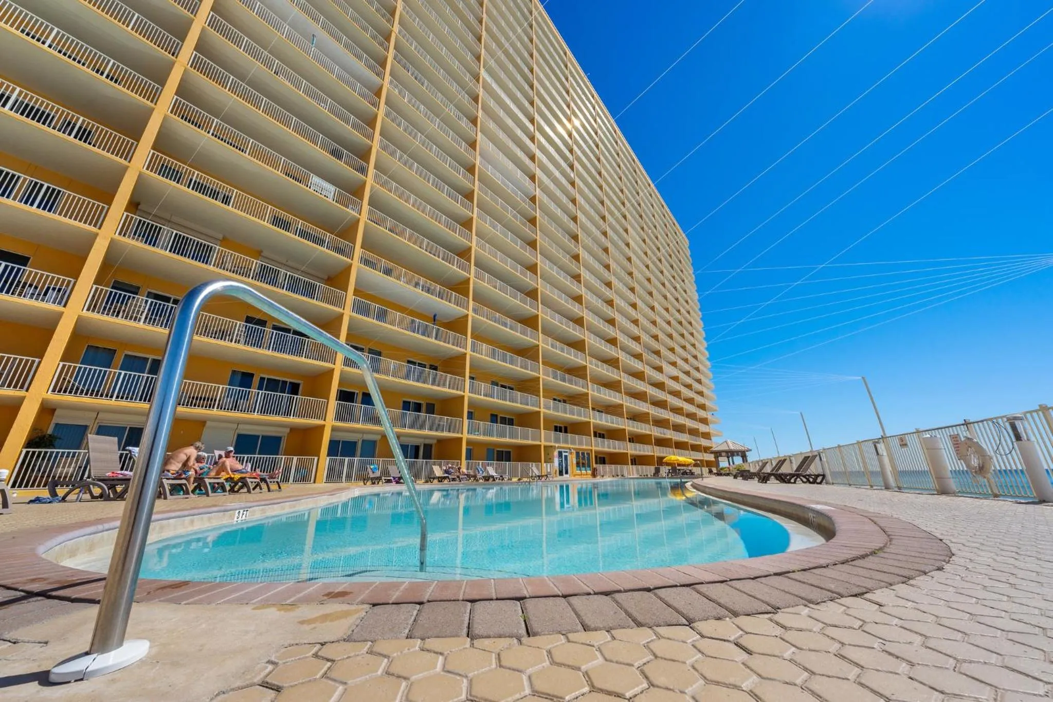 Property building in Treasure Island #0404