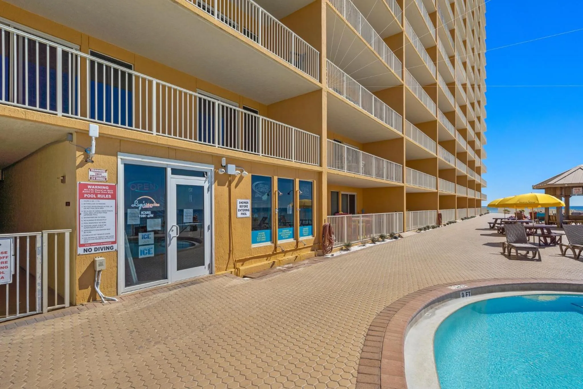Property building in Treasure Island #0110