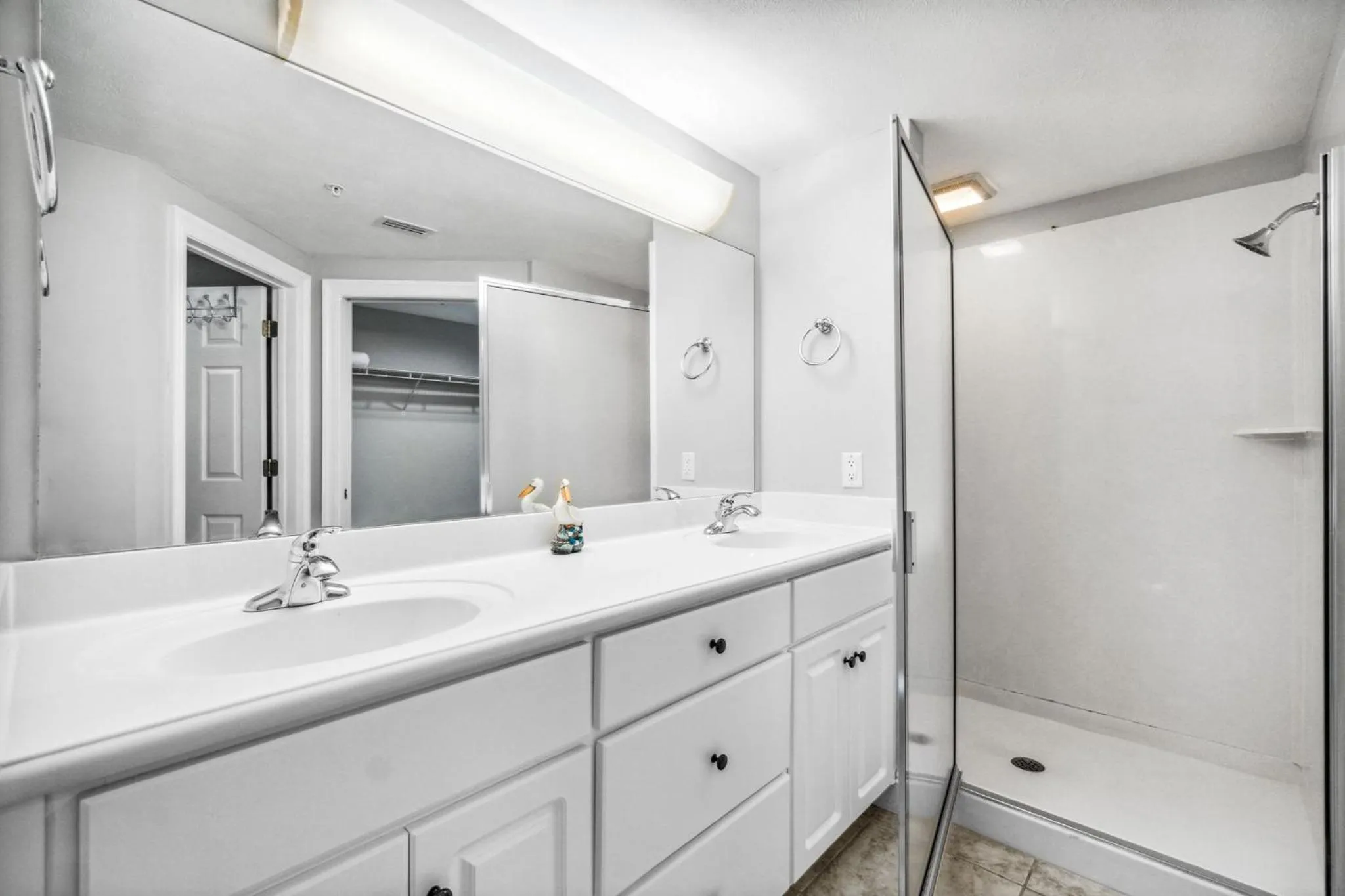 Property building in Treasure Island #1808