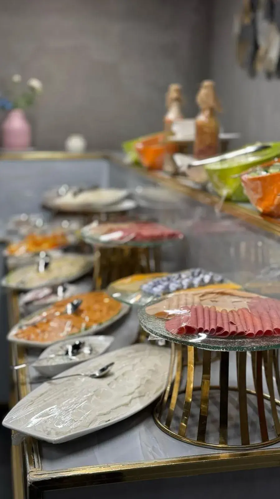 Restaurant/places to eat in SEAVIEW HOTEL Restaurant/places to eat in SEAVIEW HOTEL