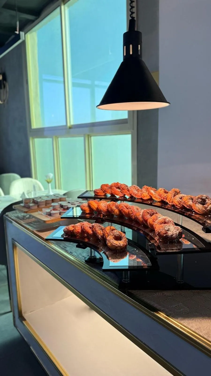 Restaurant/places to eat in SEAVIEW HOTEL