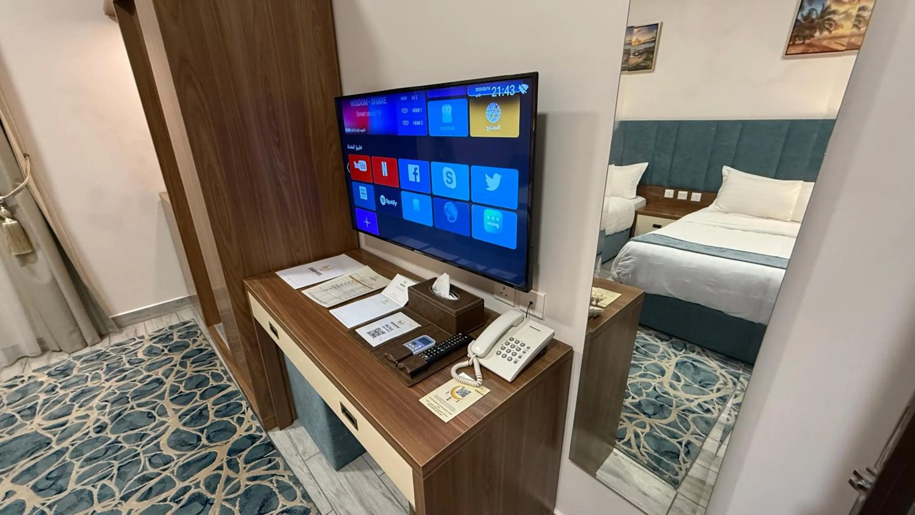 Bed in SEAVIEW HOTEL