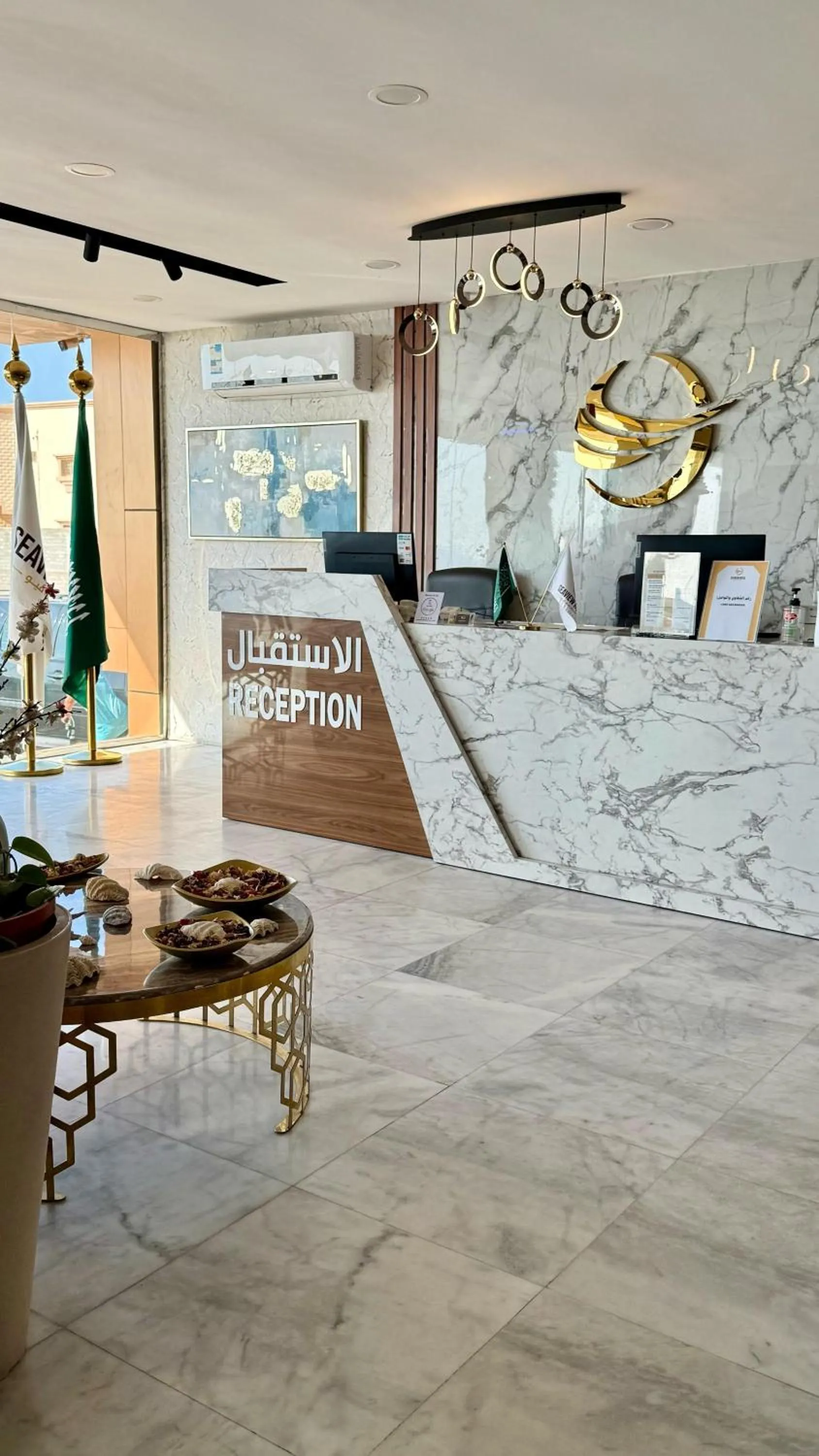 Lobby or reception in SEAVIEW HOTEL