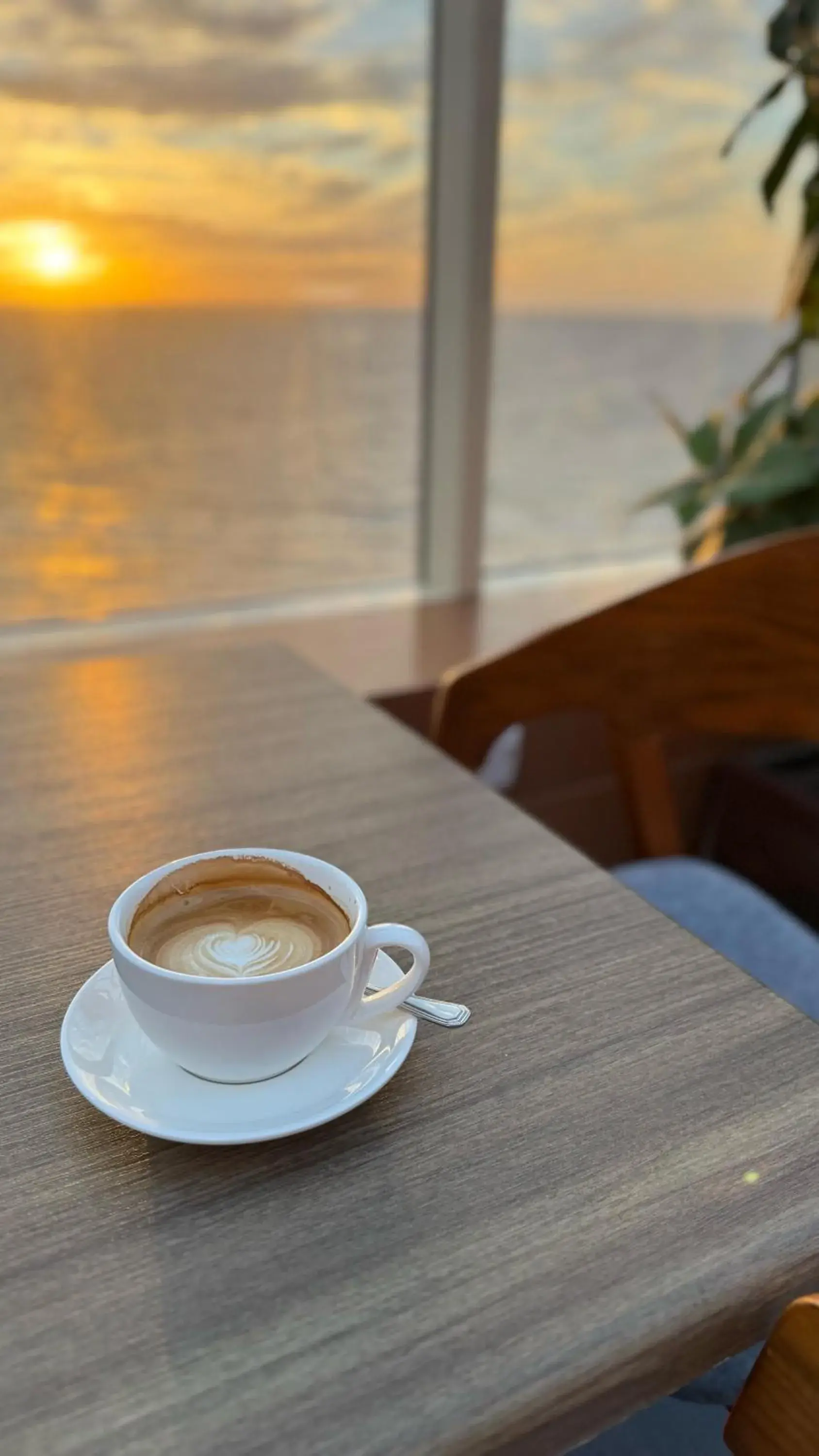 Restaurant/places to eat in SEAVIEW HOTEL Restaurant/places to eat in SEAVIEW HOTEL