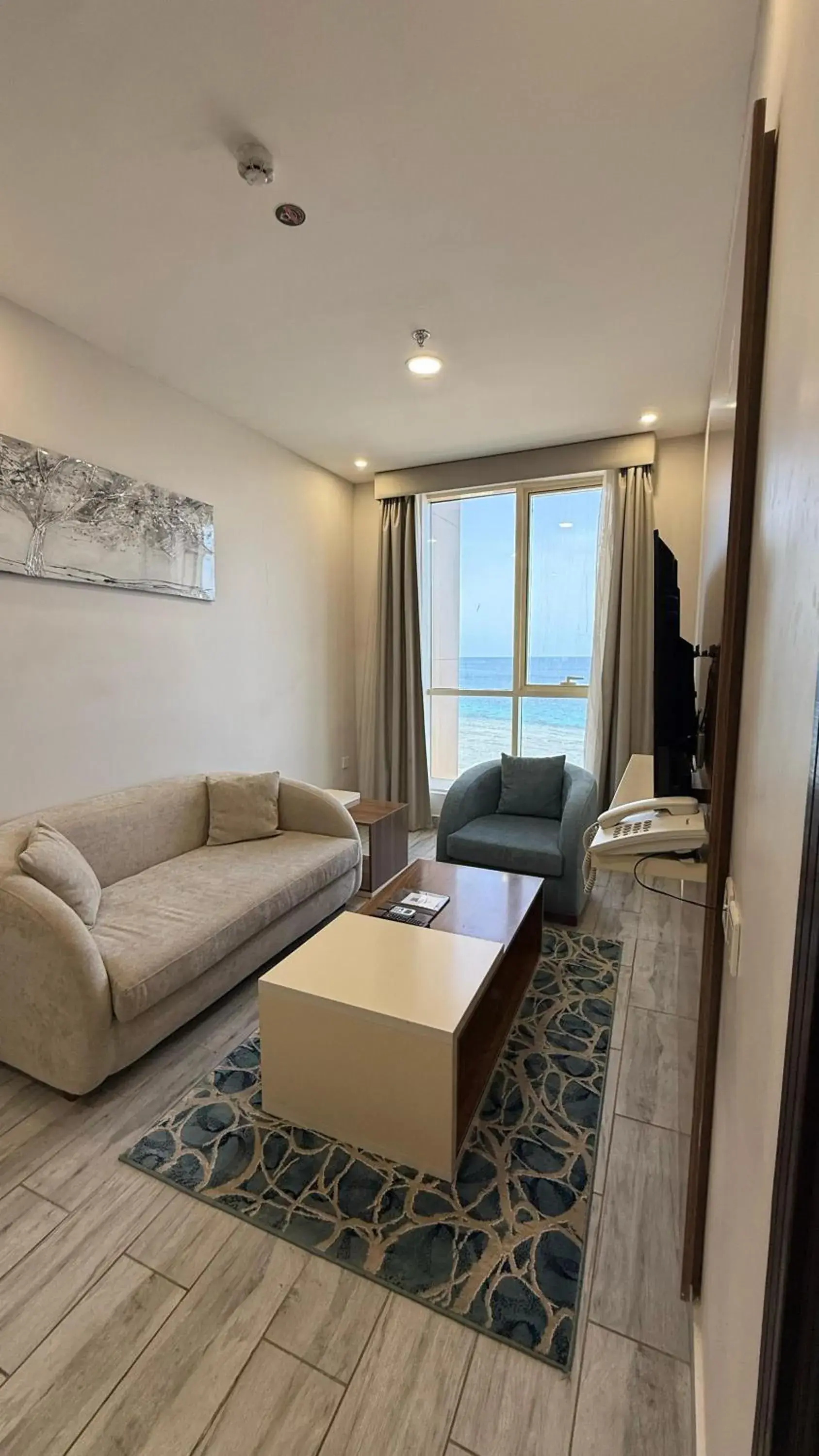 TV and multimedia, Bed in SEAVIEW HOTEL TV and multimedia, Bed in SEAVIEW HOTEL