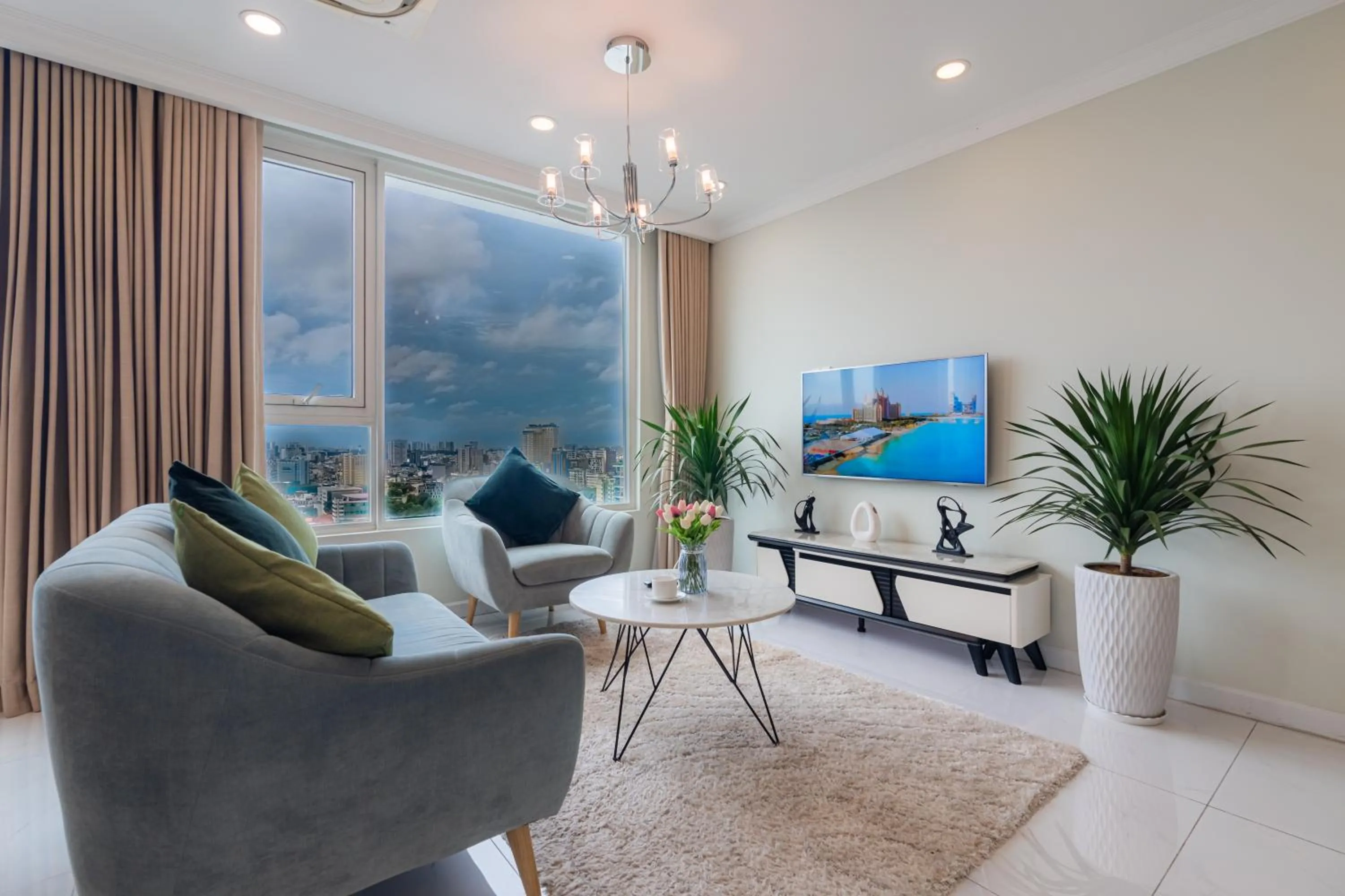 Léman Luxury Apartment District 3 HCMC