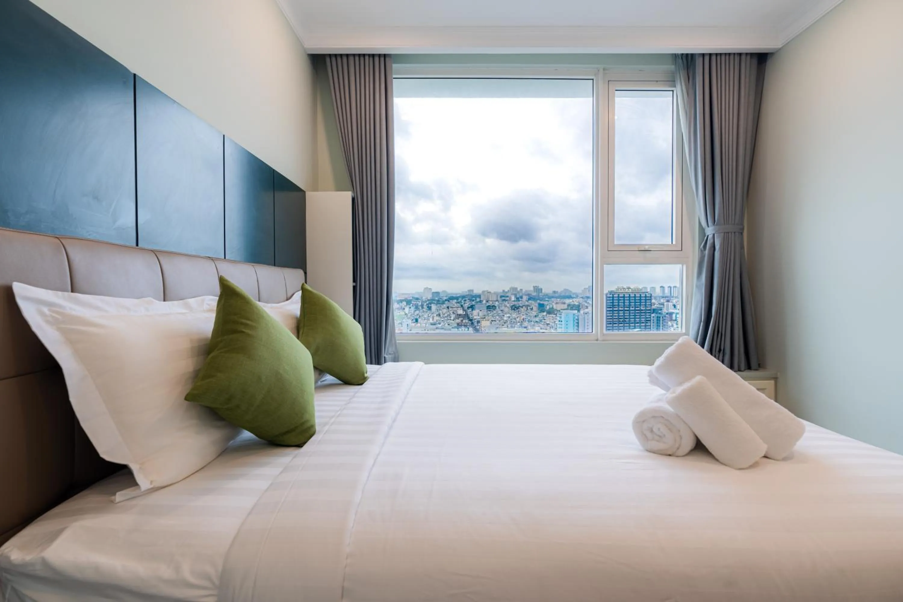 Bed in Léman Luxury Apartment District 3 HCMC