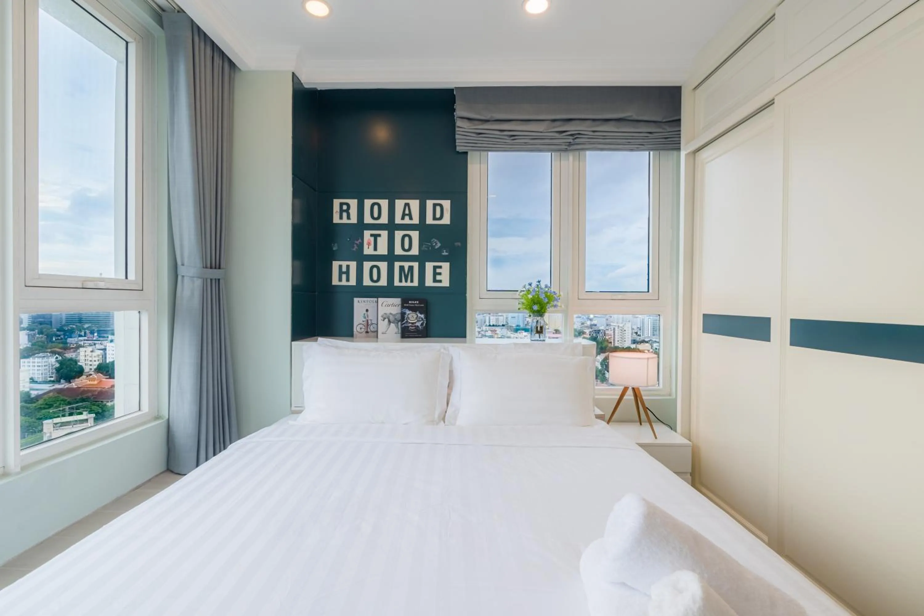 Bed in Léman Luxury Apartment District 3 HCMC