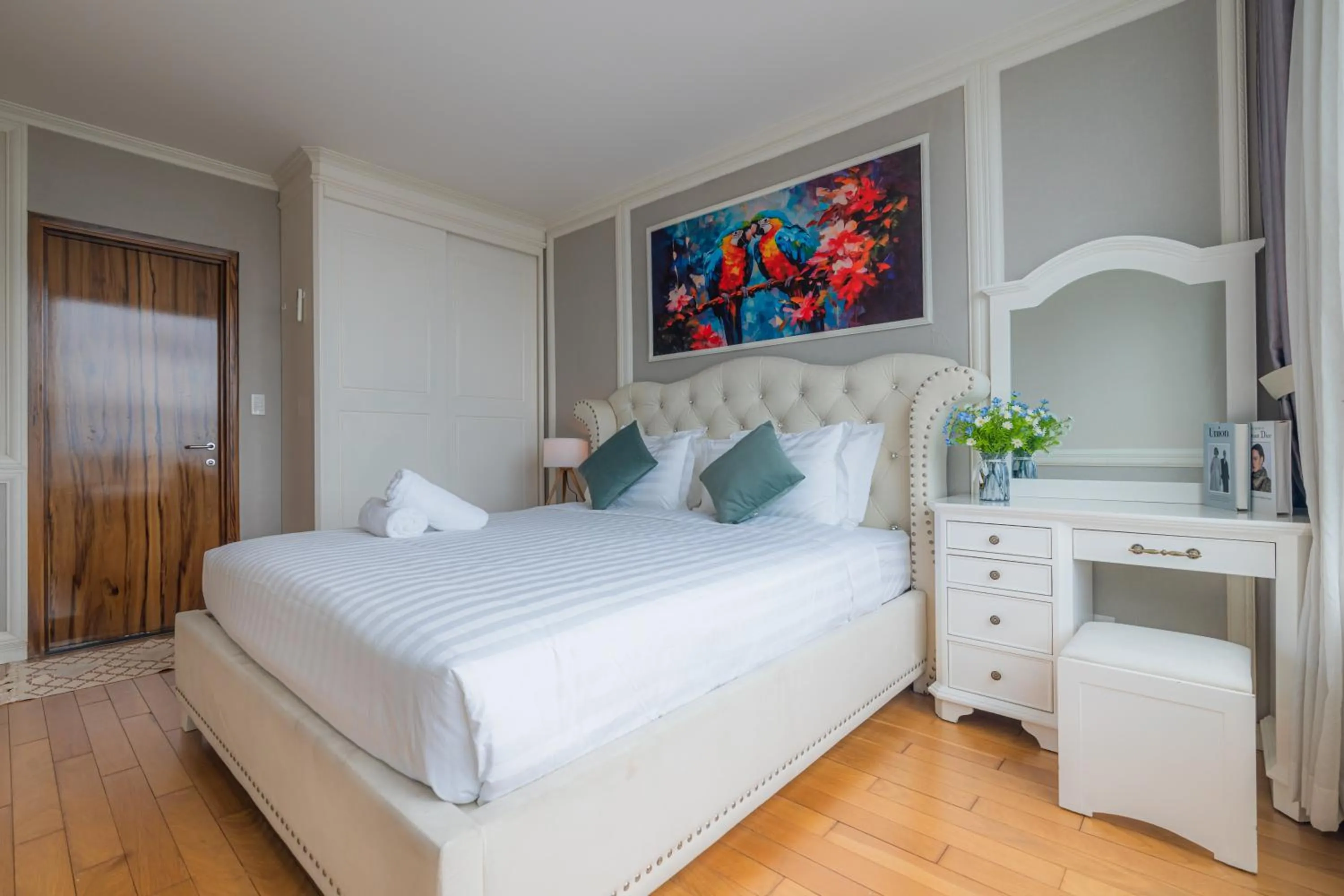 Bed in Léman Luxury Apartment District 3 HCMC