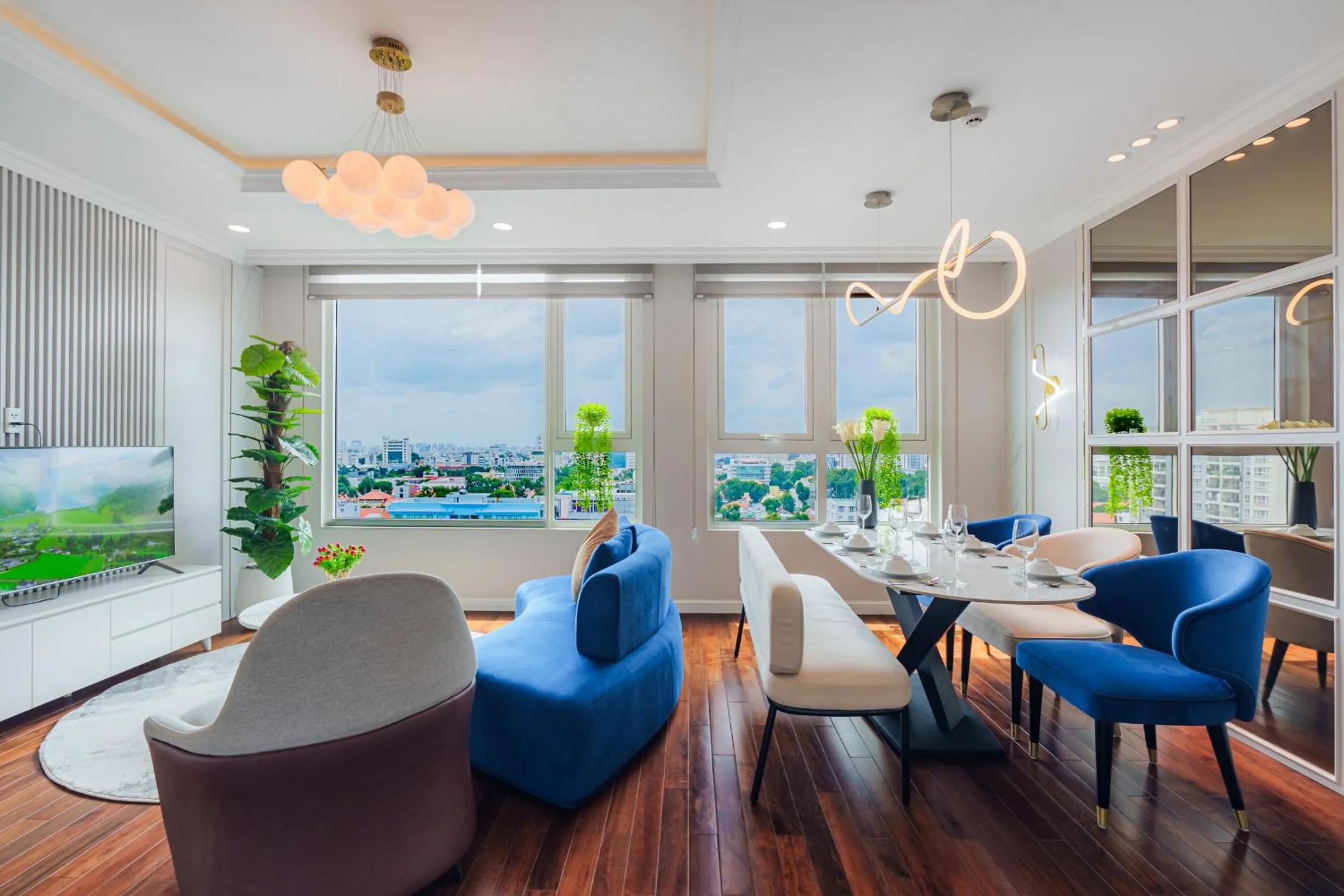 Léman Luxury Apartment District 3 HCMC