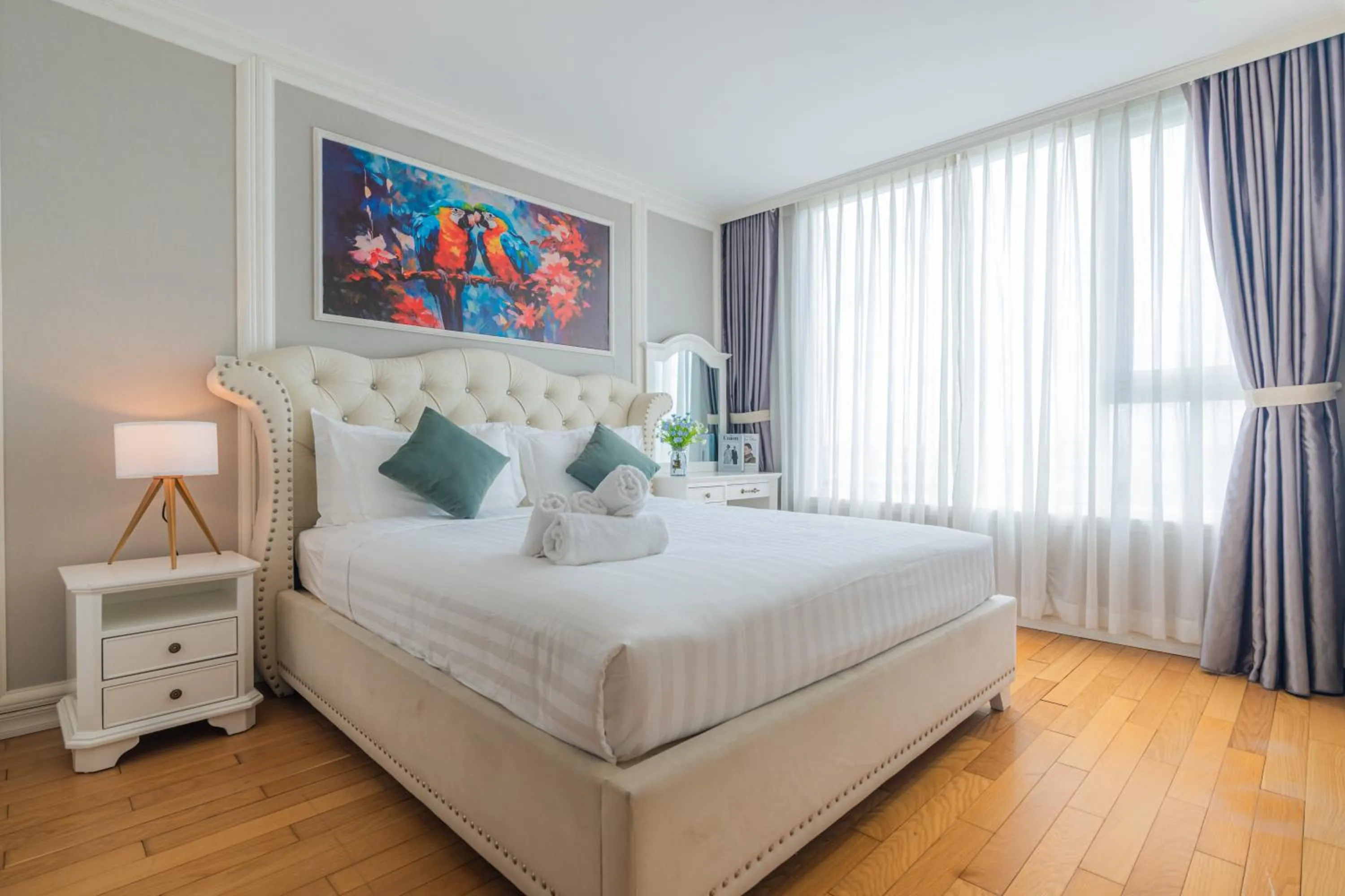 Bed in Léman Luxury Apartment District 3 HCMC