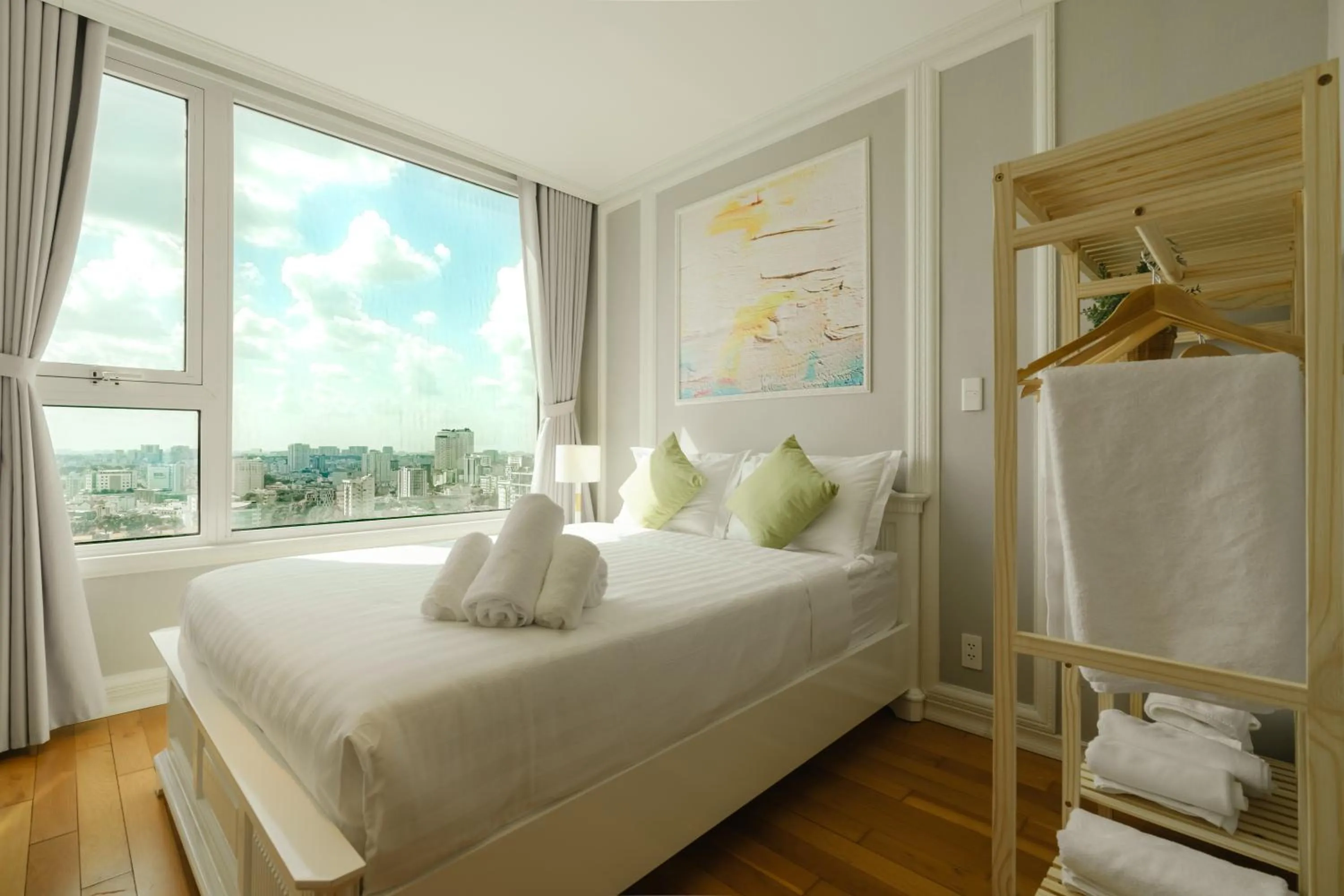 Bed in Léman Luxury Apartment District 3 HCMC