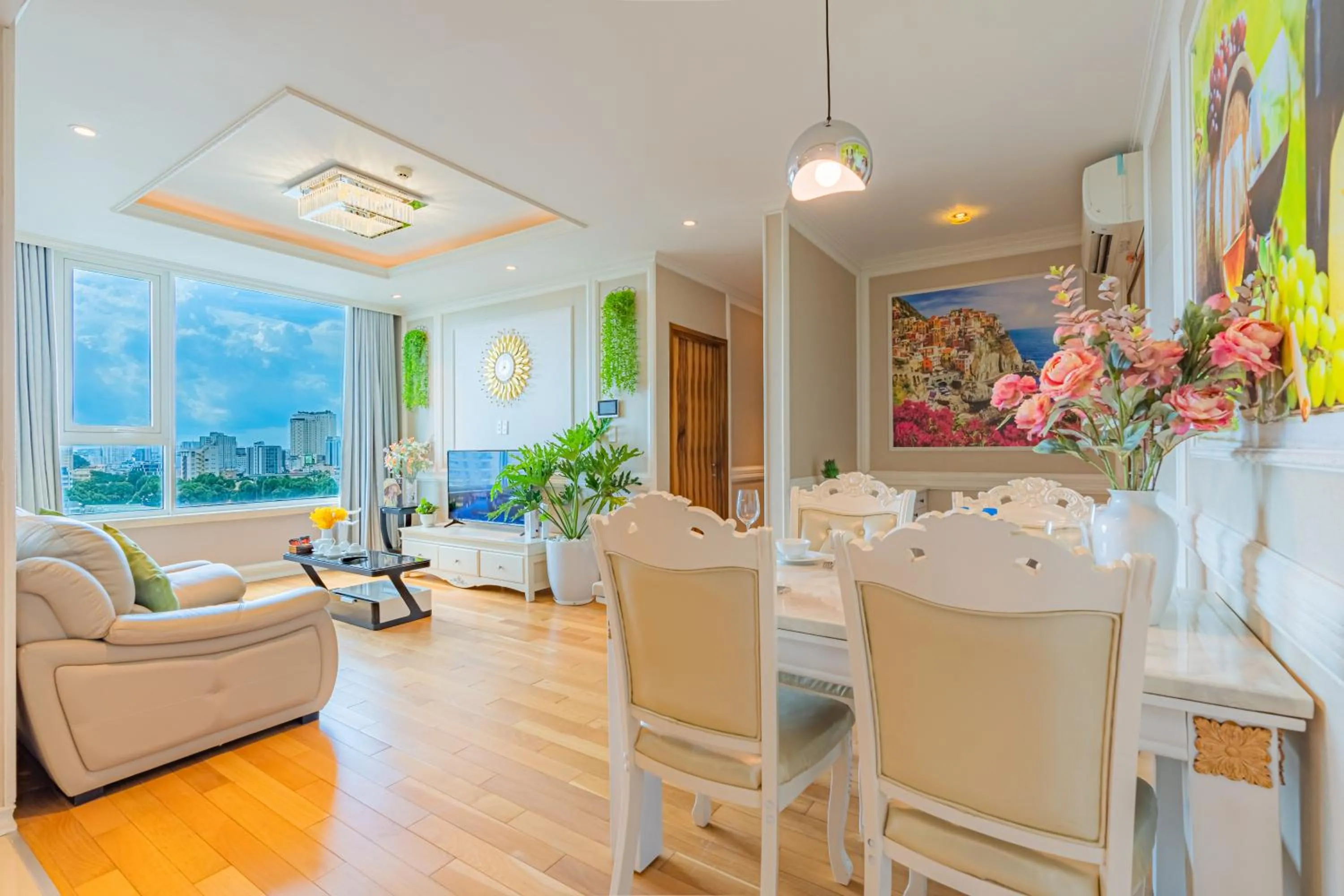 Léman Luxury Apartment District 3 HCMC