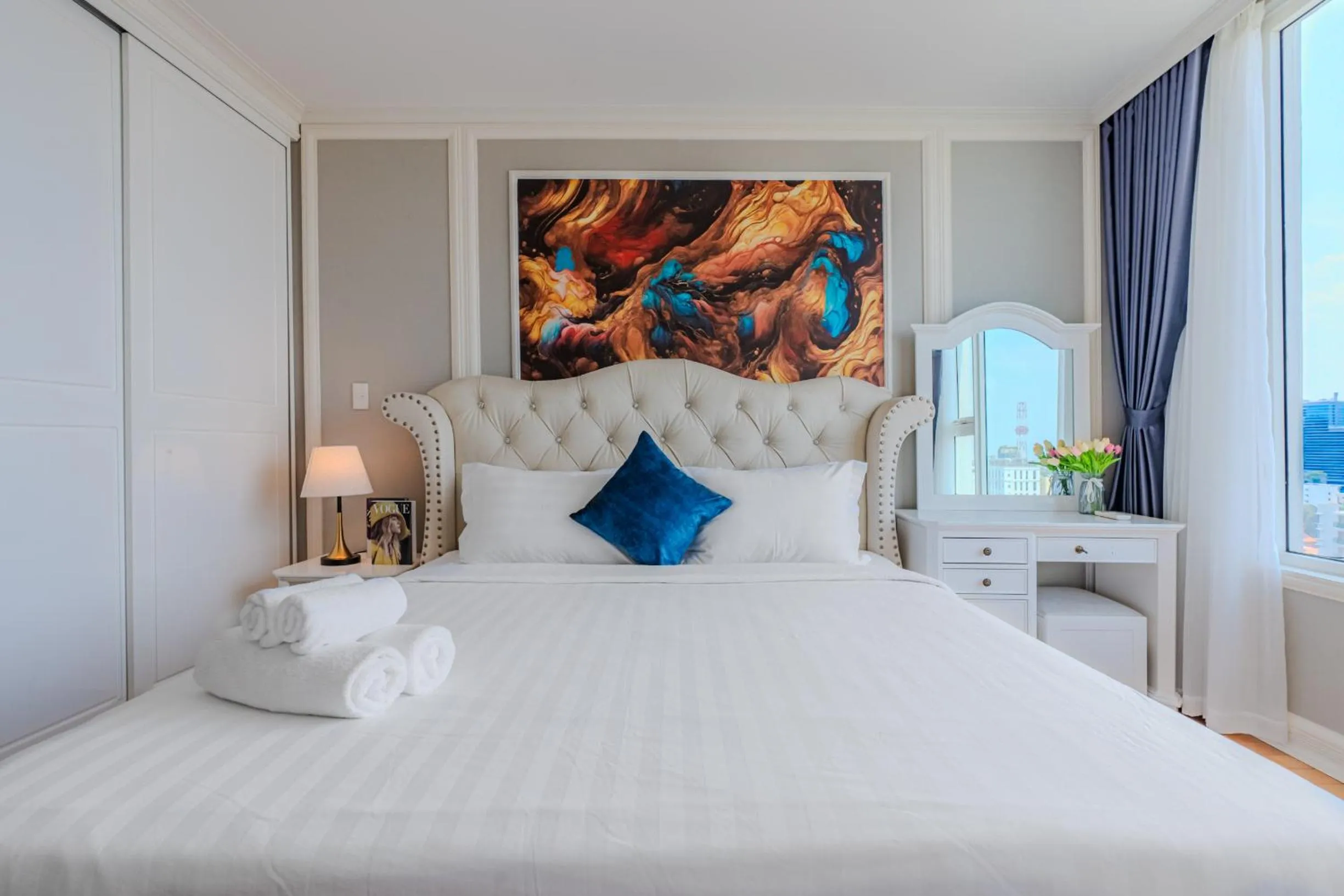 Bed in Léman Luxury Apartment District 3 HCMC