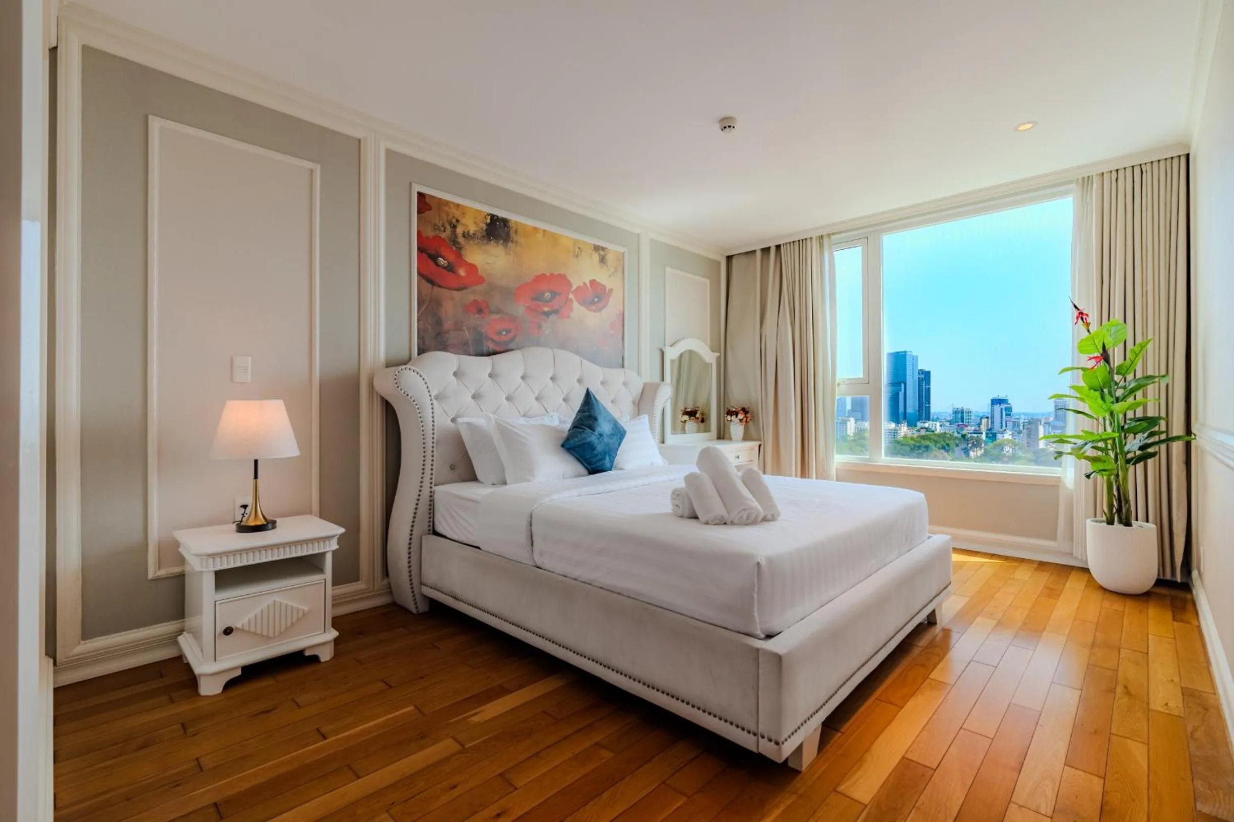 Bed in Léman Luxury Apartment District 3 HCMC