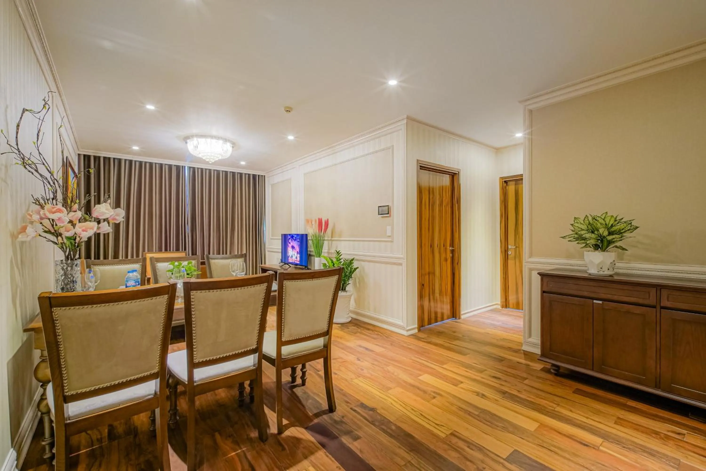Léman Luxury Apartment District 3 HCMC