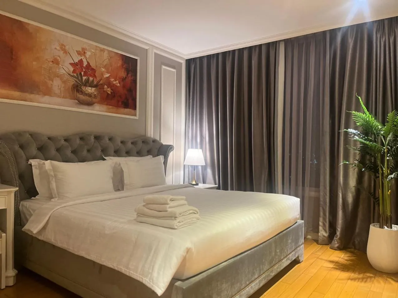 Bed in Léman Luxury Apartment District 3 HCMC