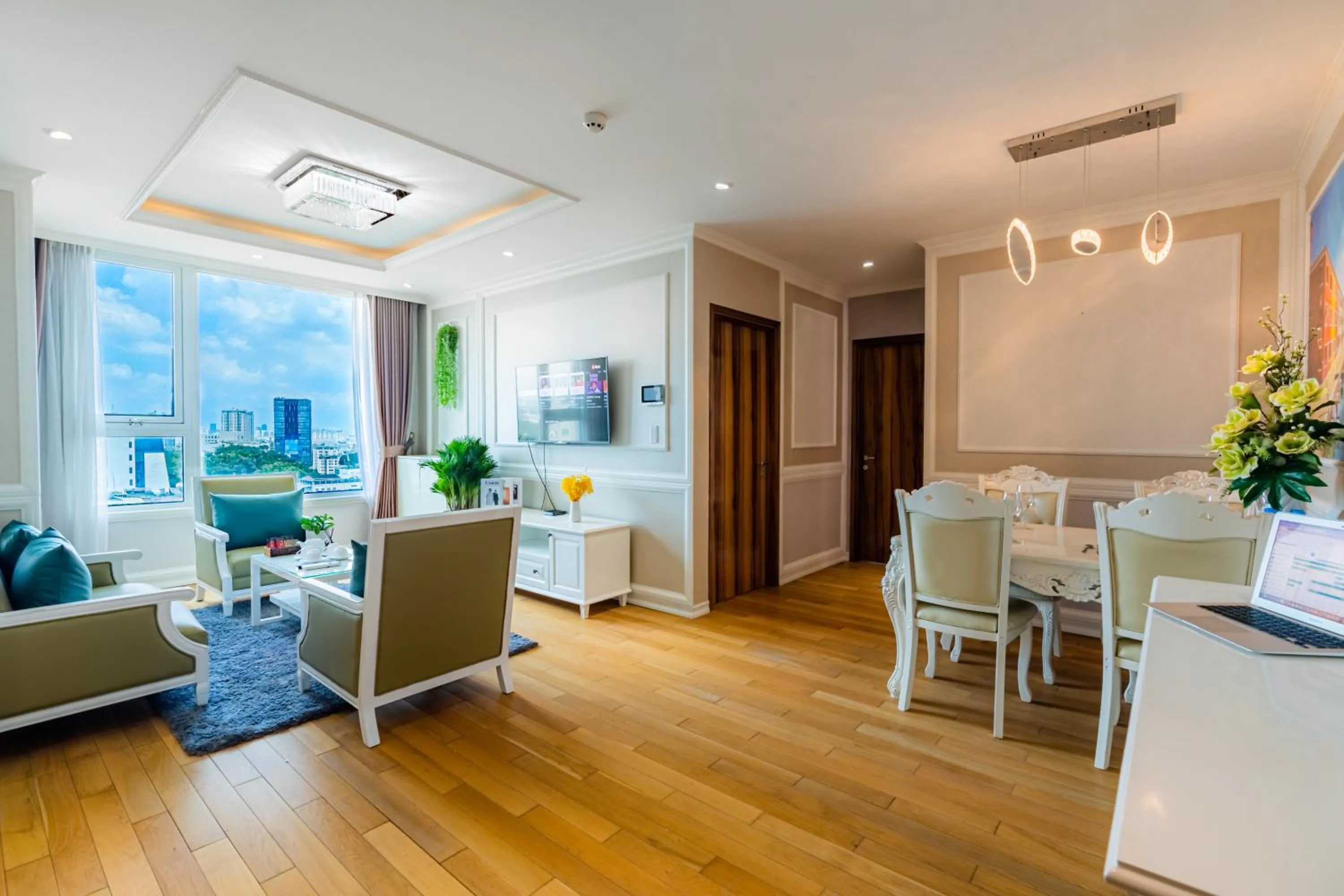 Léman Luxury Apartment District 3 HCMC