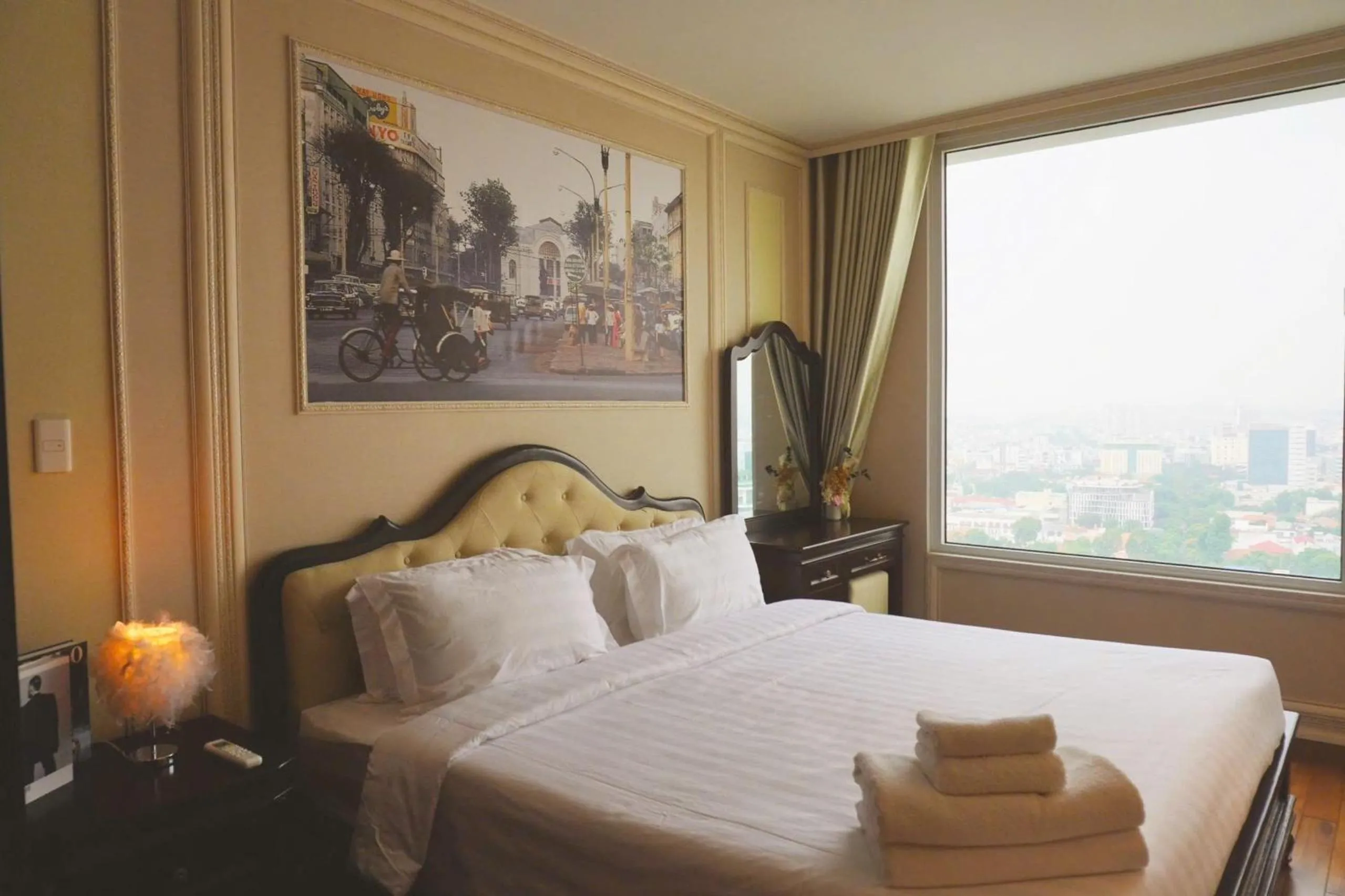 Bed in Léman Luxury Apartment District 3 HCMC