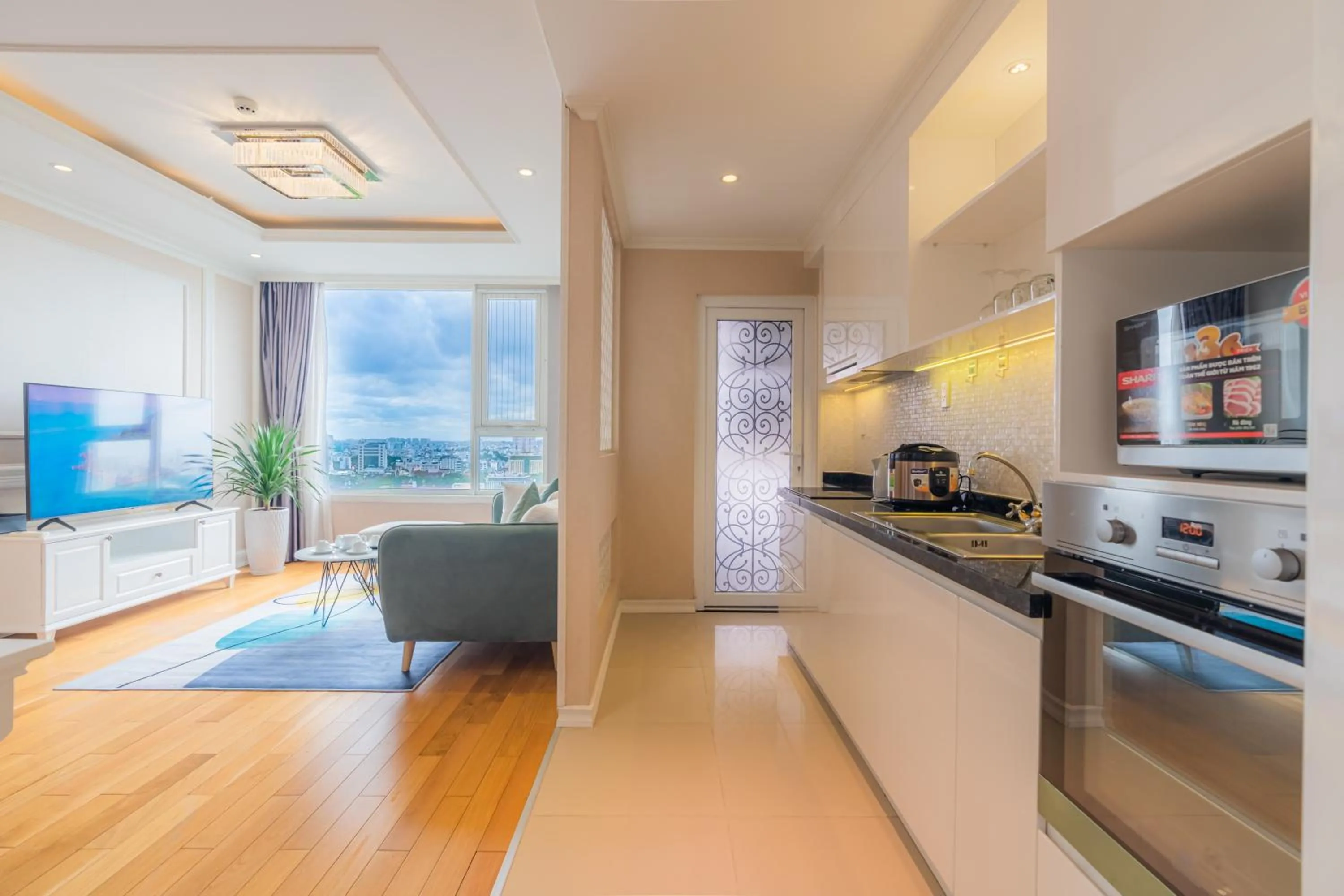 Léman Luxury Apartment District 3 HCMC