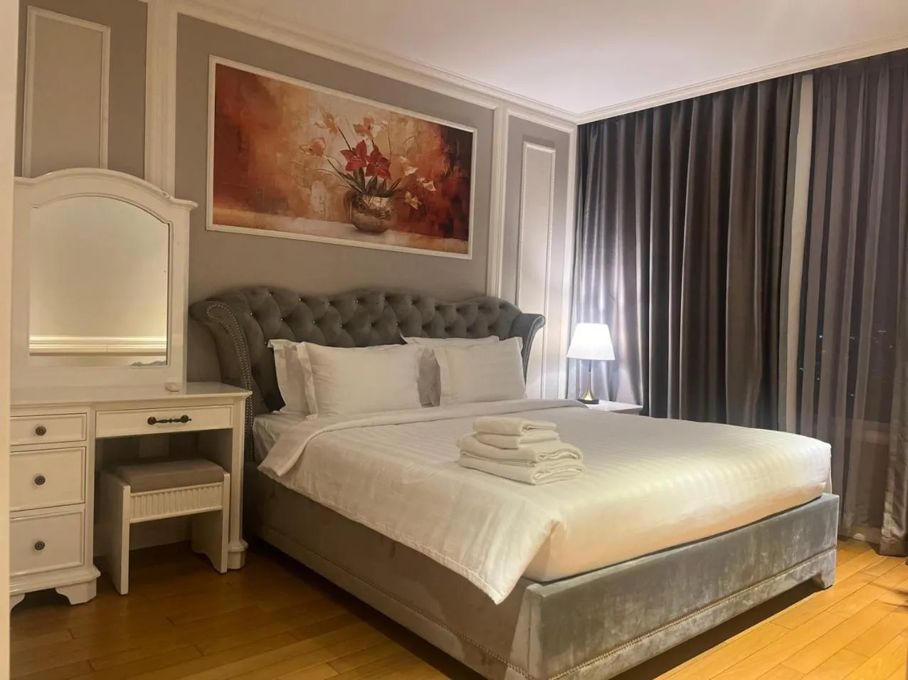 Bed in Léman Luxury Apartment District 3 HCMC