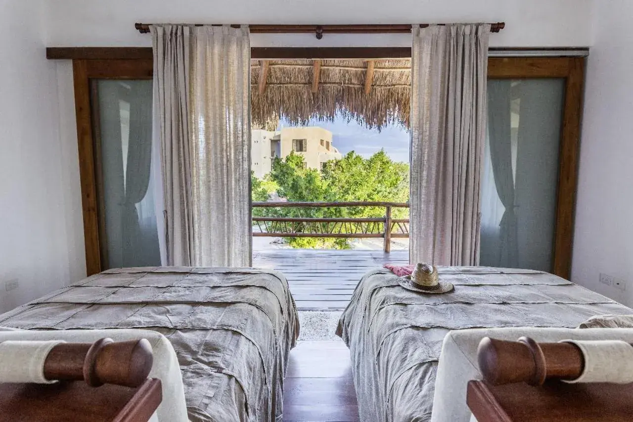 Double Room with Garden View in DK Luxury Ocean Front Villa - Adults Only Double Room with Garden View in DK Luxury Ocean Front Villa - Adults Only