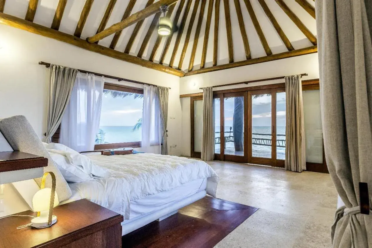 King Room with Sea View in DK Luxury Ocean Front Villa - Adults Only King Room with Sea View in DK Luxury Ocean Front Villa - Adults Only