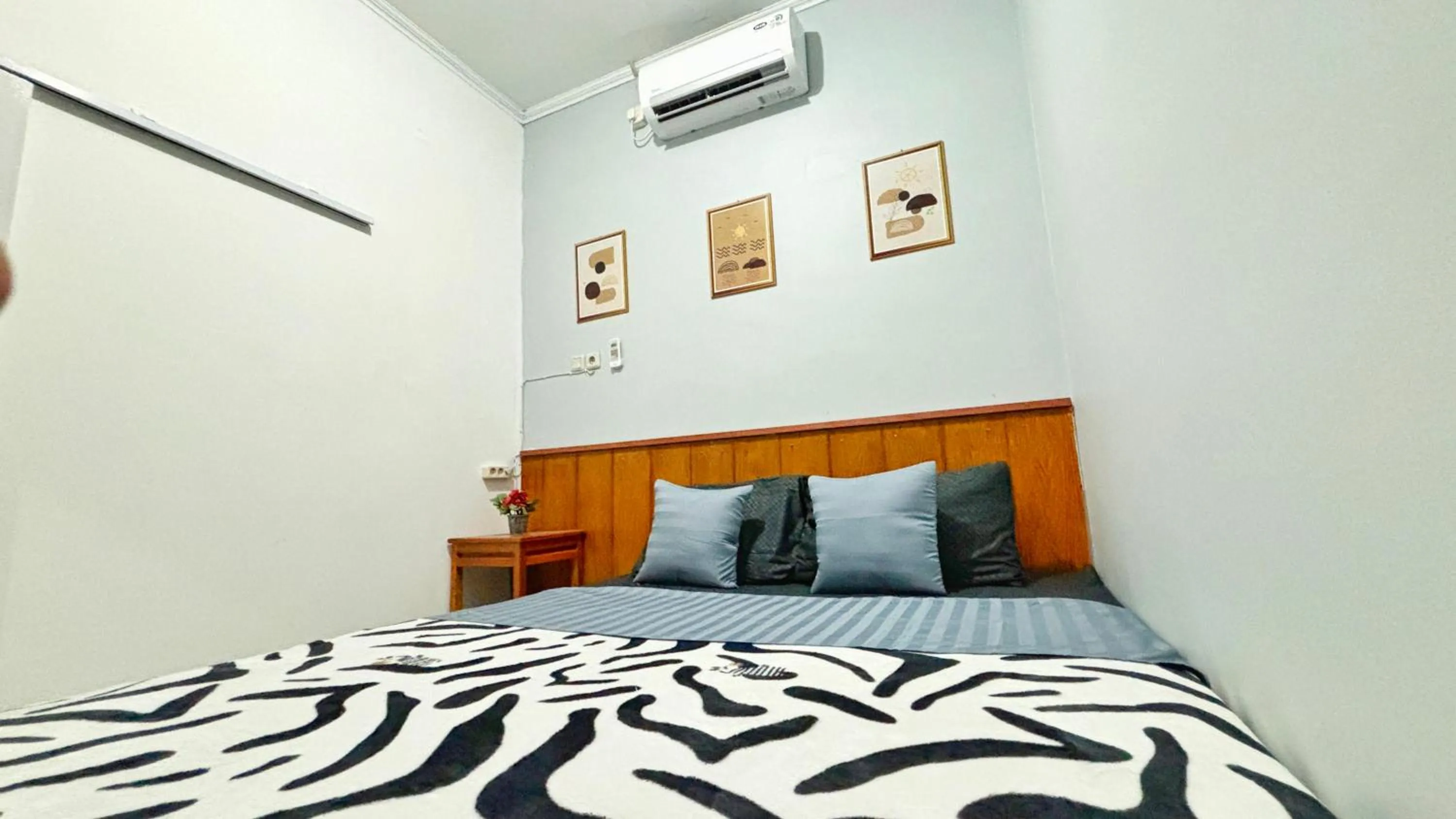 Bed in NgeKost harian