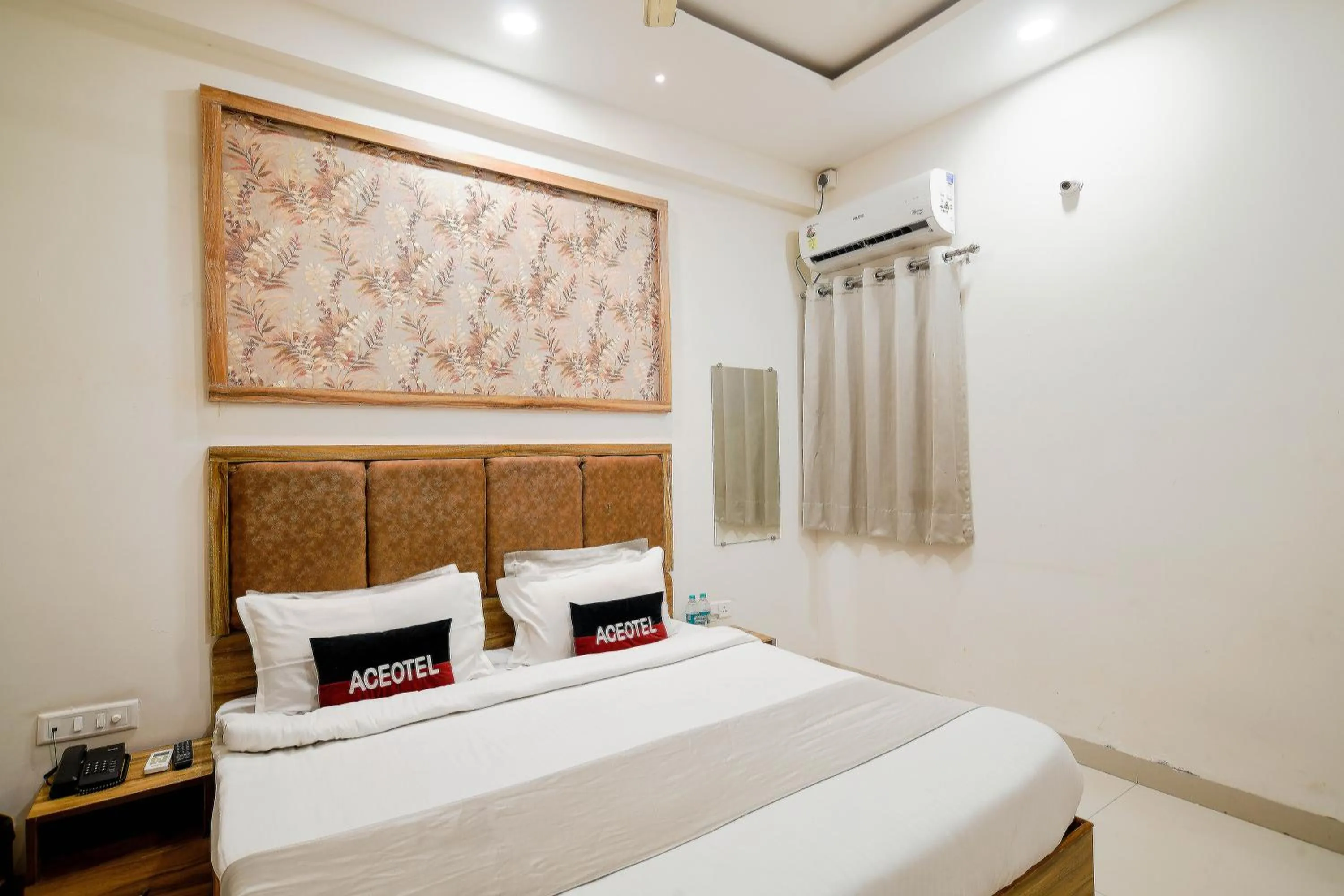 Bed in Aceotel Inn Flamingo